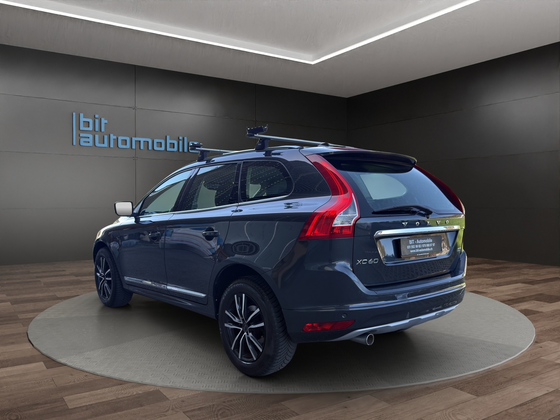 VOLVO XC60-image-3