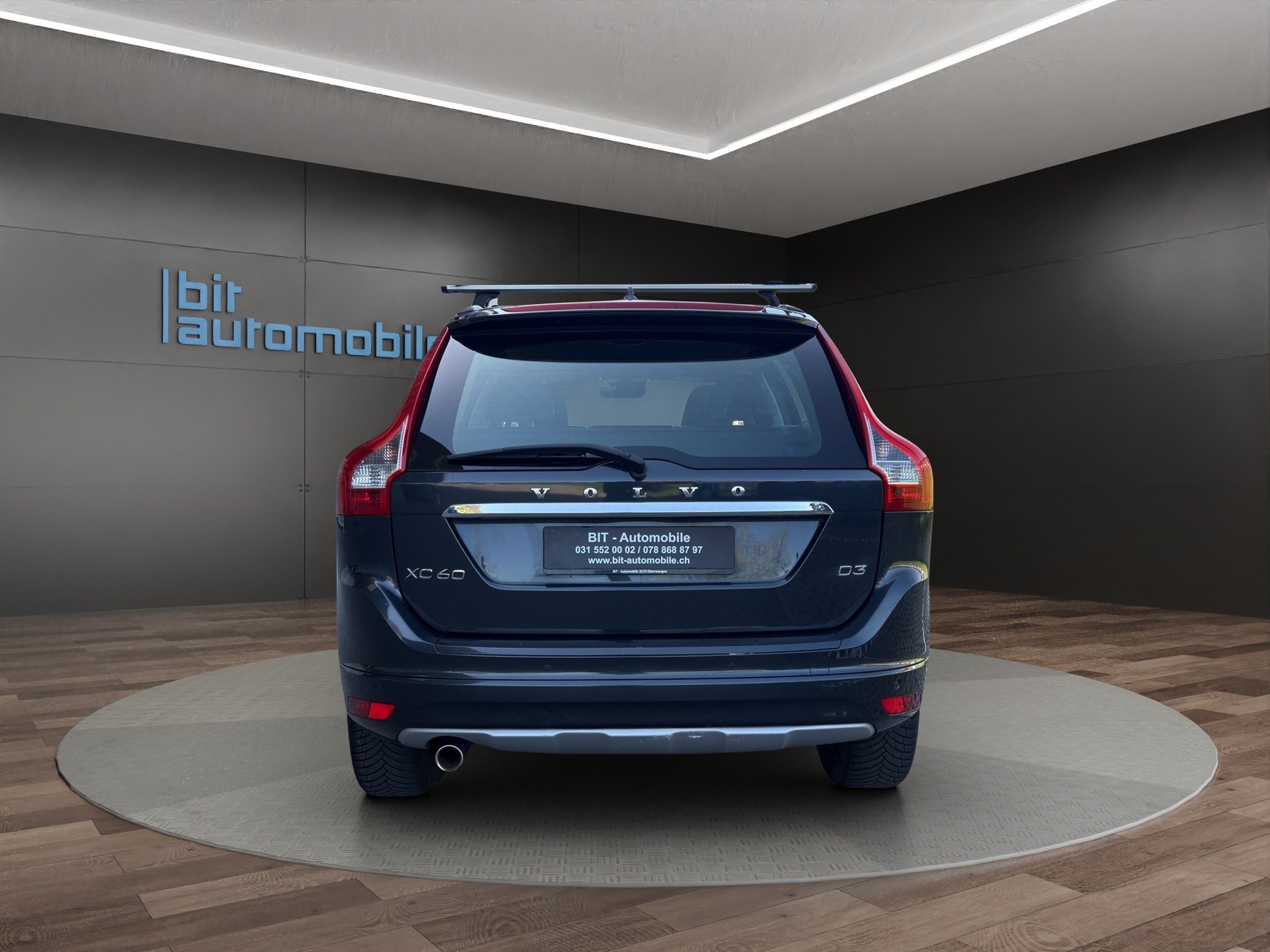 VOLVO XC60-image-4