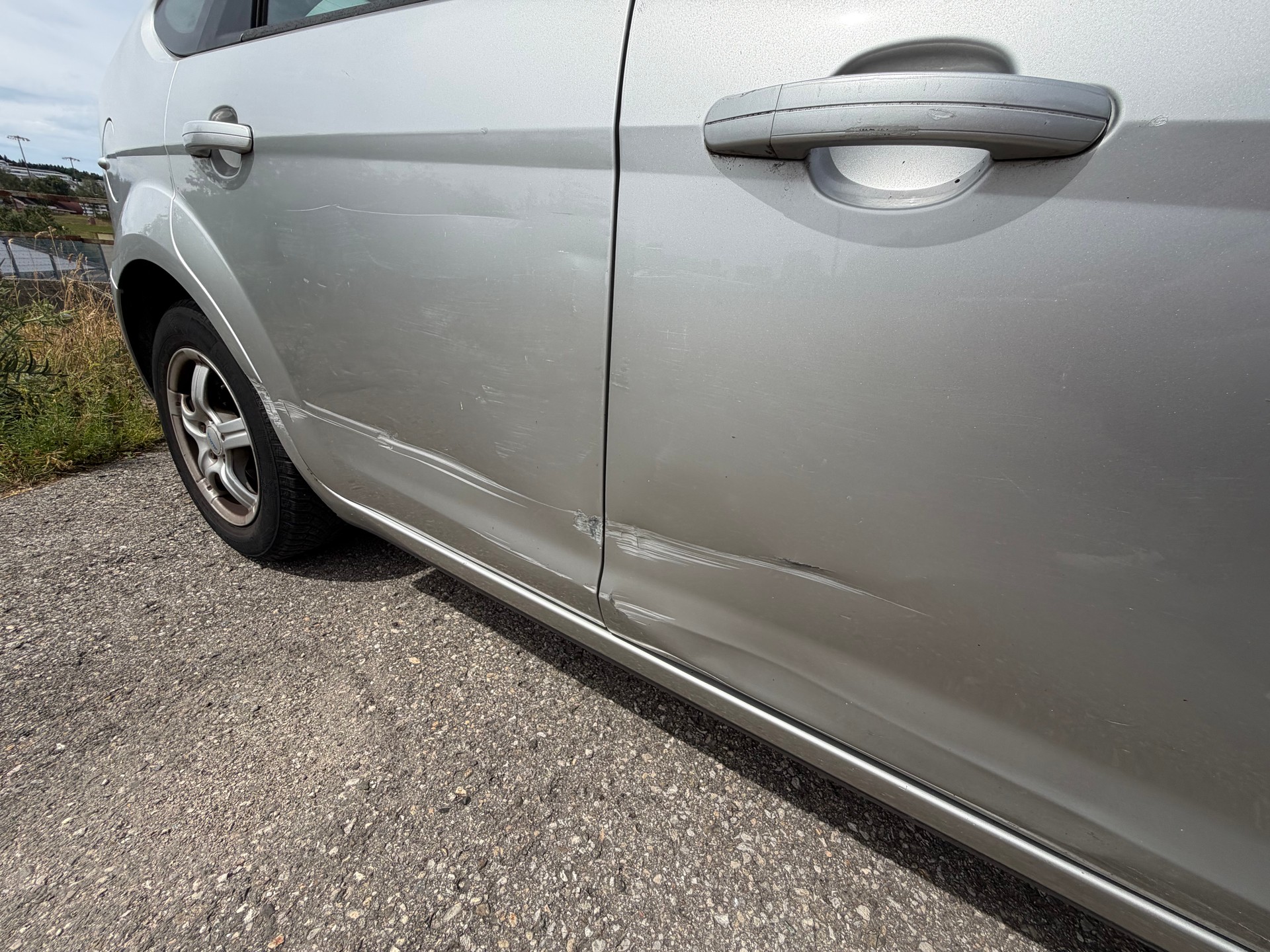 FORD Focus 1.8i Titanium-image-12