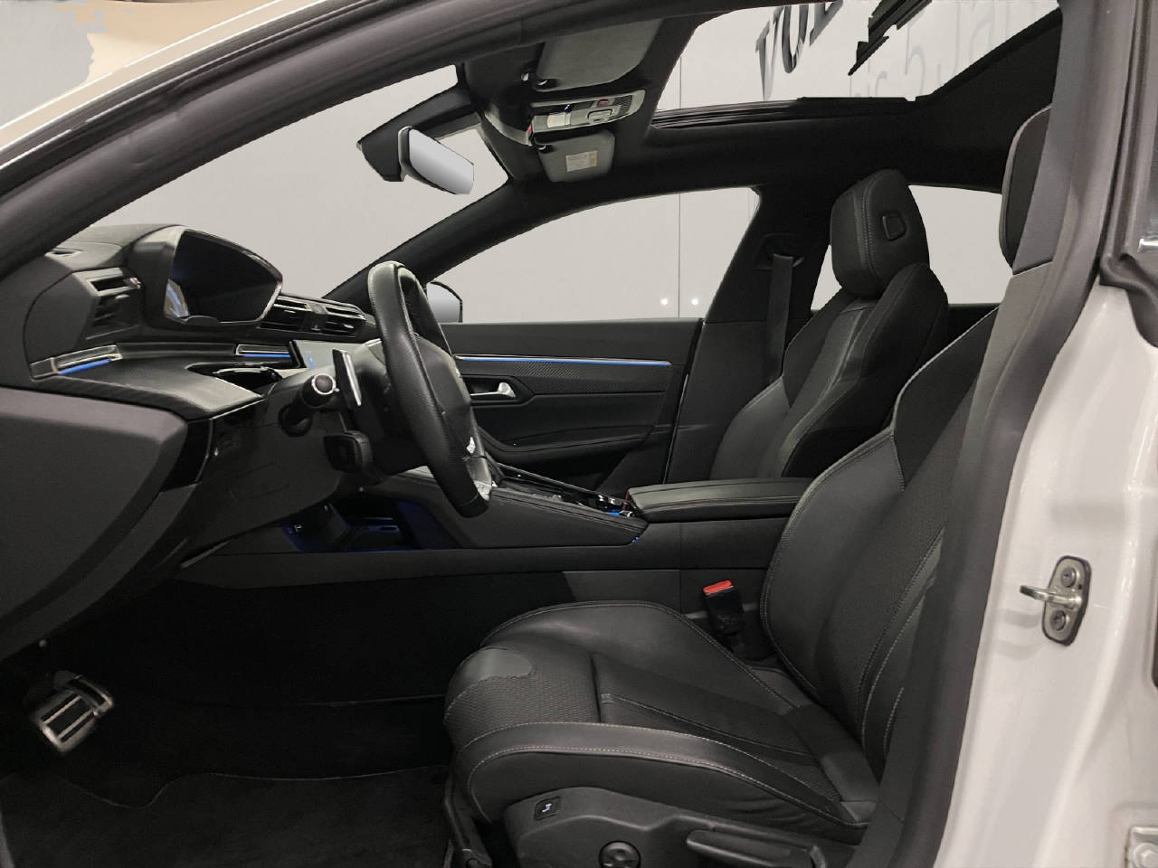 PEUGEOT 508 1.5 BlueHDi Allure-image-4