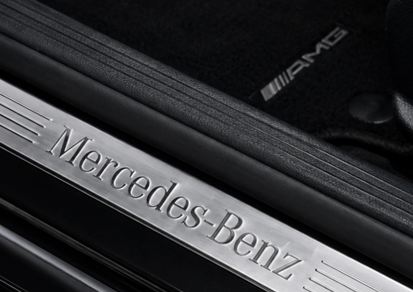 MERCEDES-BENZ C 200 AMG Line 4matic Kombi CH FAHRZEUG-image-17