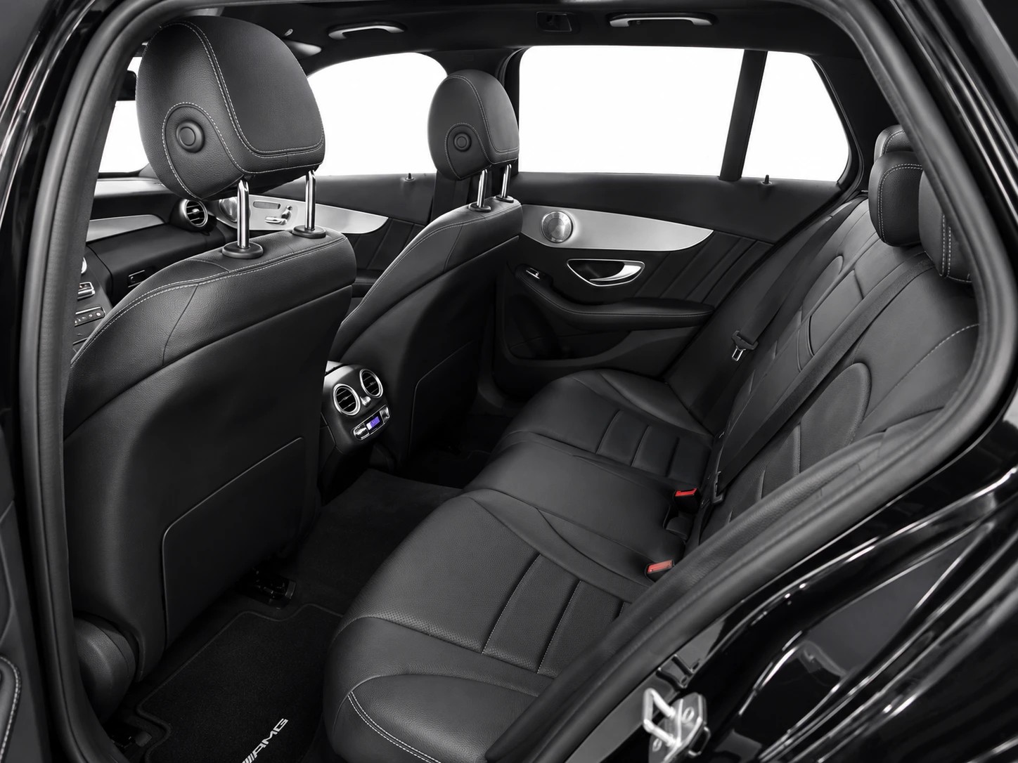MERCEDES-BENZ C 200 AMG Line 4matic Kombi CH FAHRZEUG-image-9