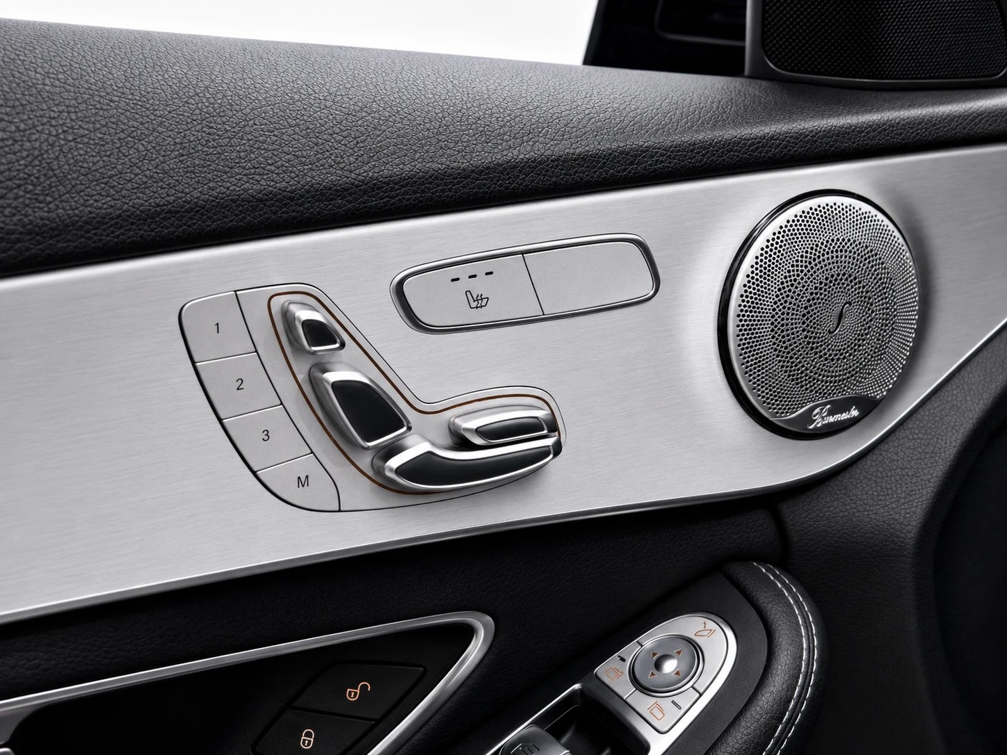 MERCEDES-BENZ C 200 AMG Line 4matic Kombi CH FAHRZEUG-image-18