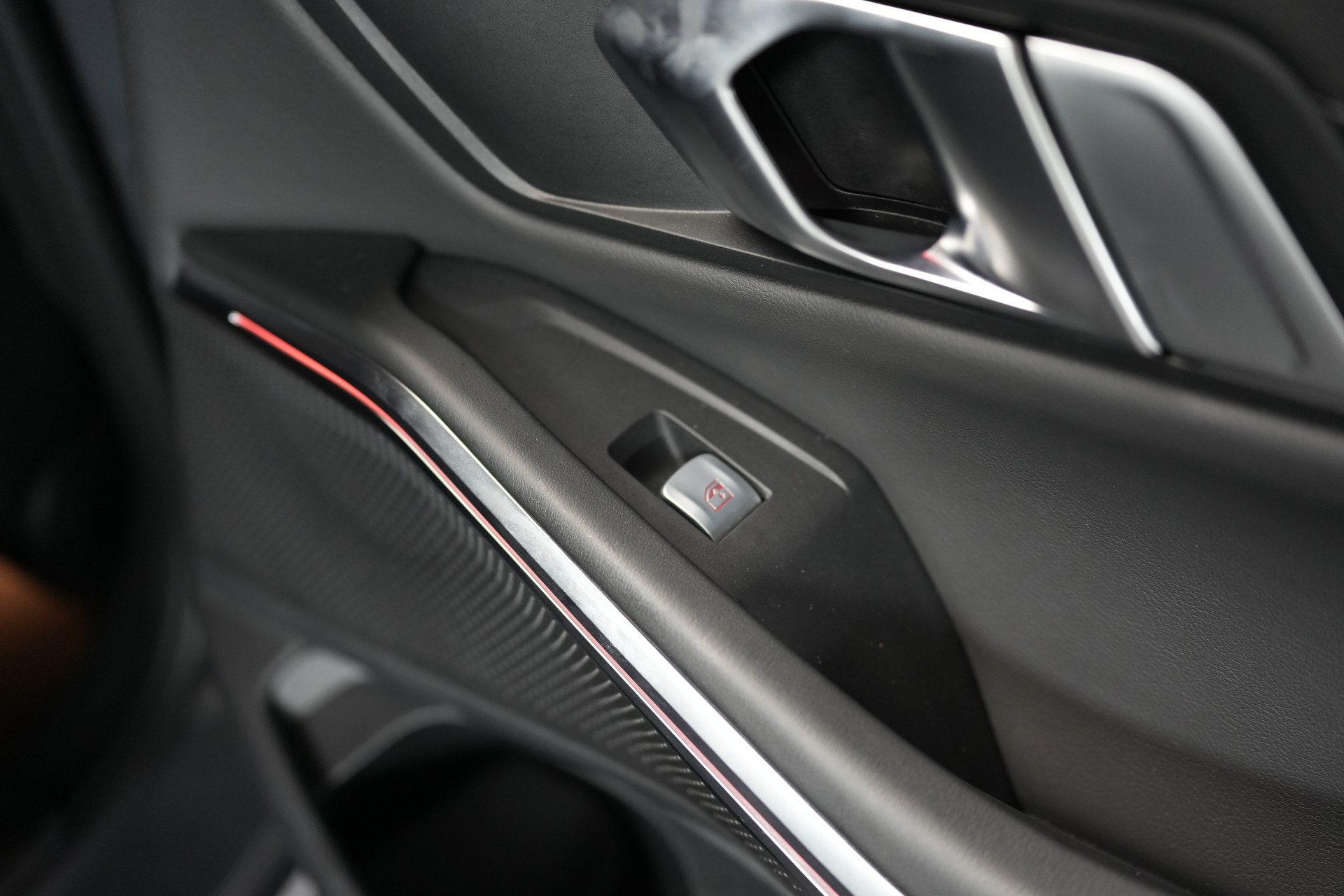BMW M3 Touring xDrive Competition M-image-14