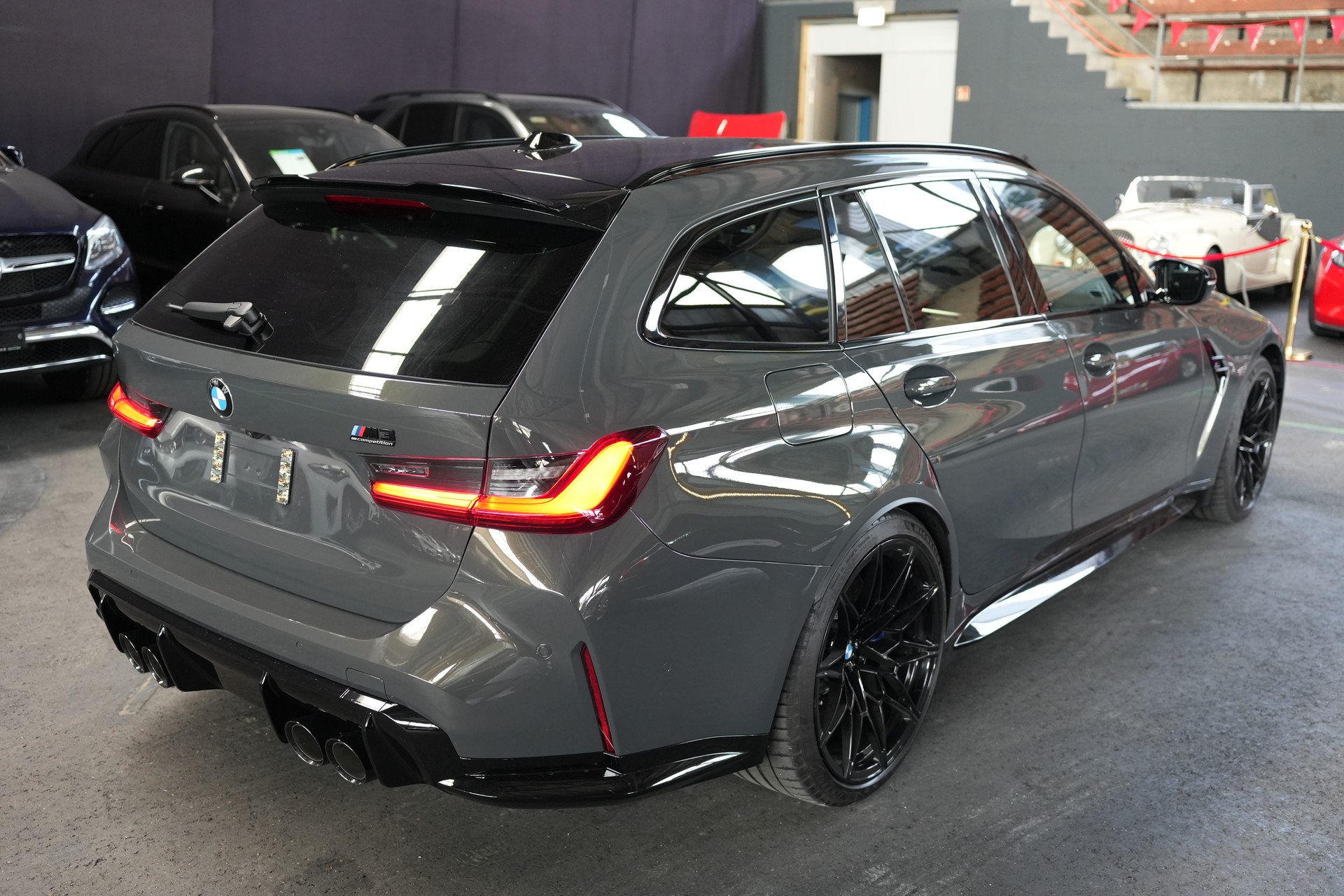 BMW M3 Touring xDrive Competition M-image-5
