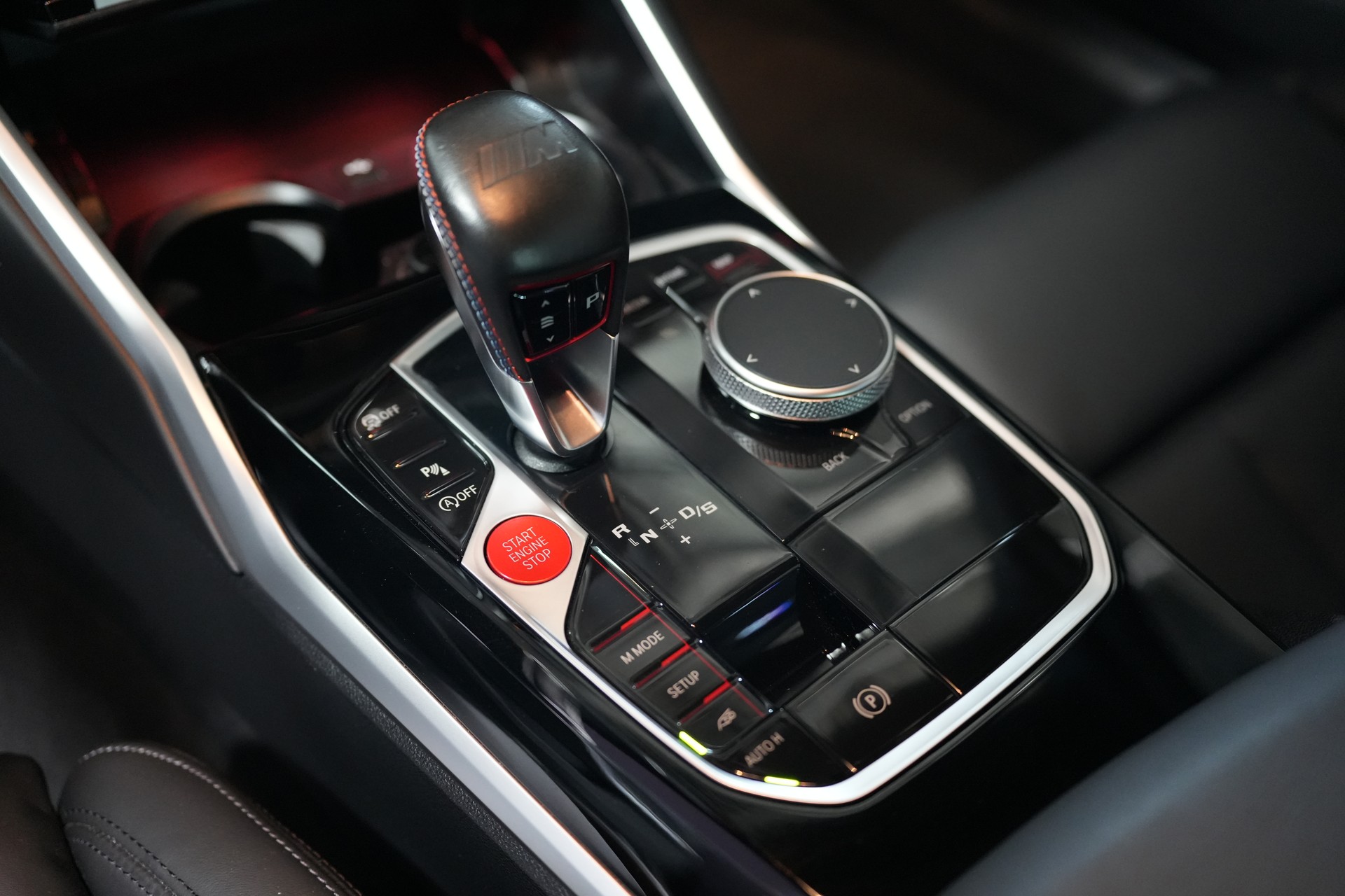 BMW M3 Touring xDrive Competition M-image-11