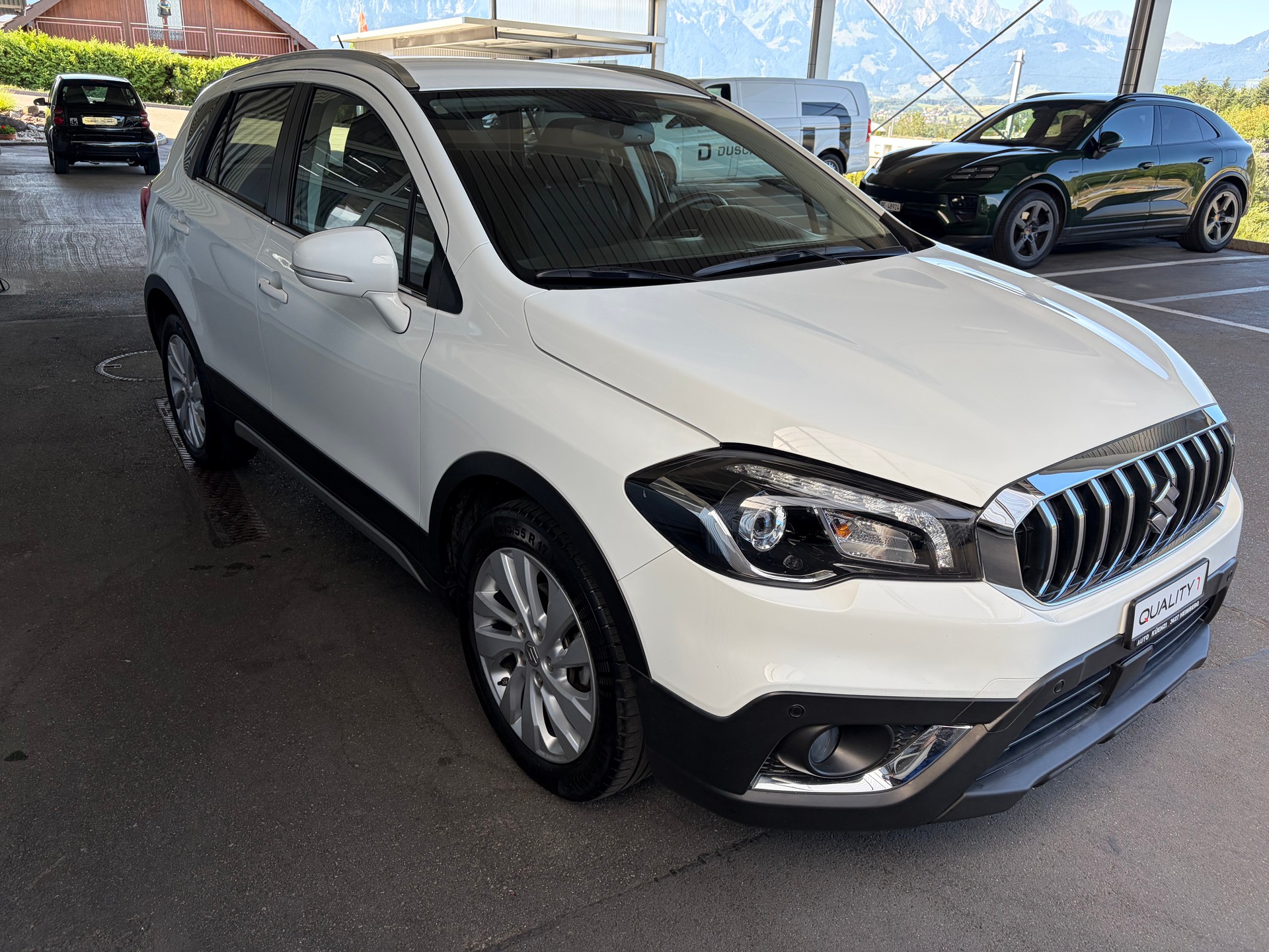 SUZUKI SX4 S-Cross 1.4 16V Tradizio 4WD Automatic-showroom-element-1