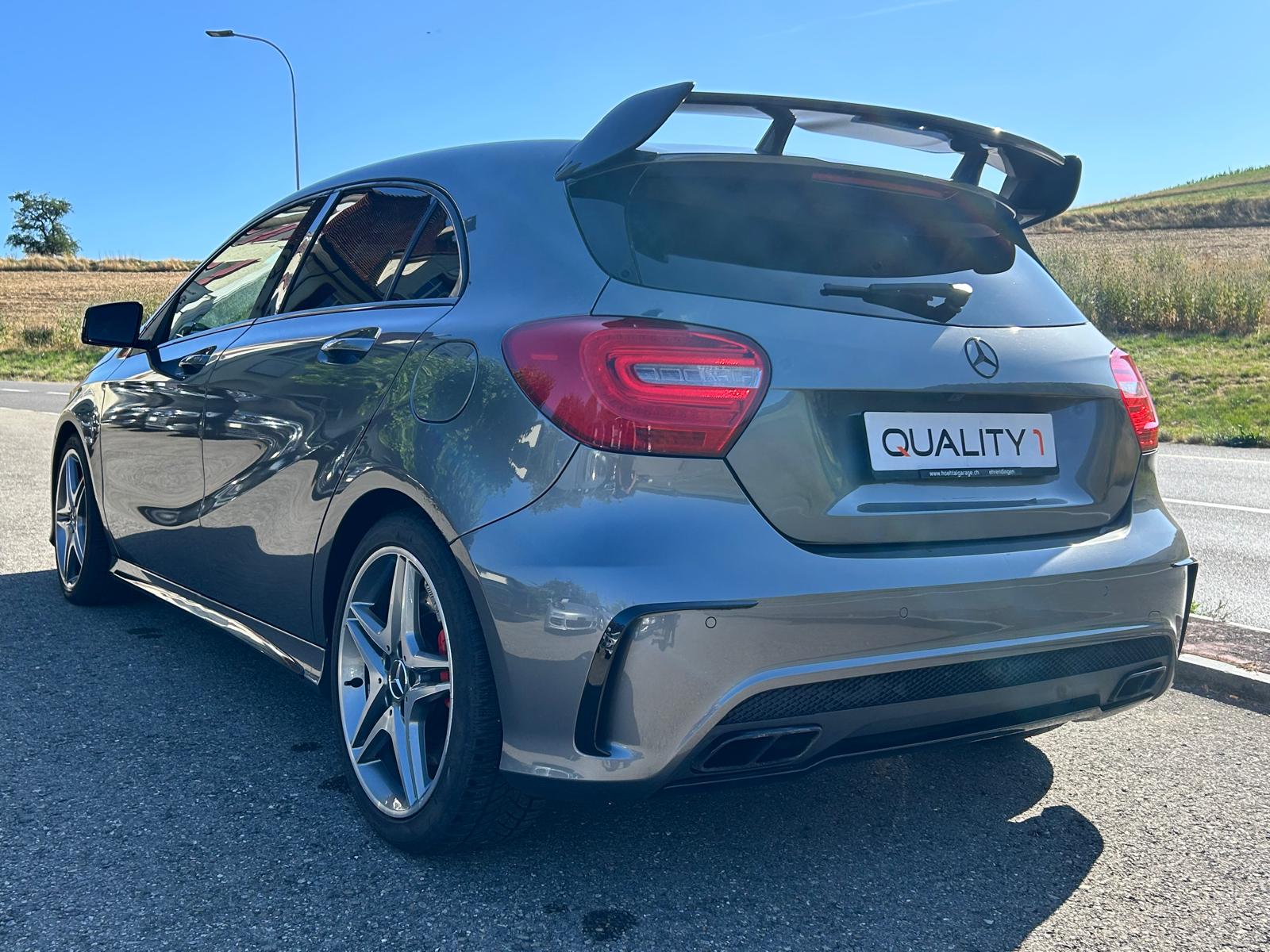 MERCEDES-BENZ A 45 AMG 4Matic Speedshift 7G-DCT-showroom-element-3