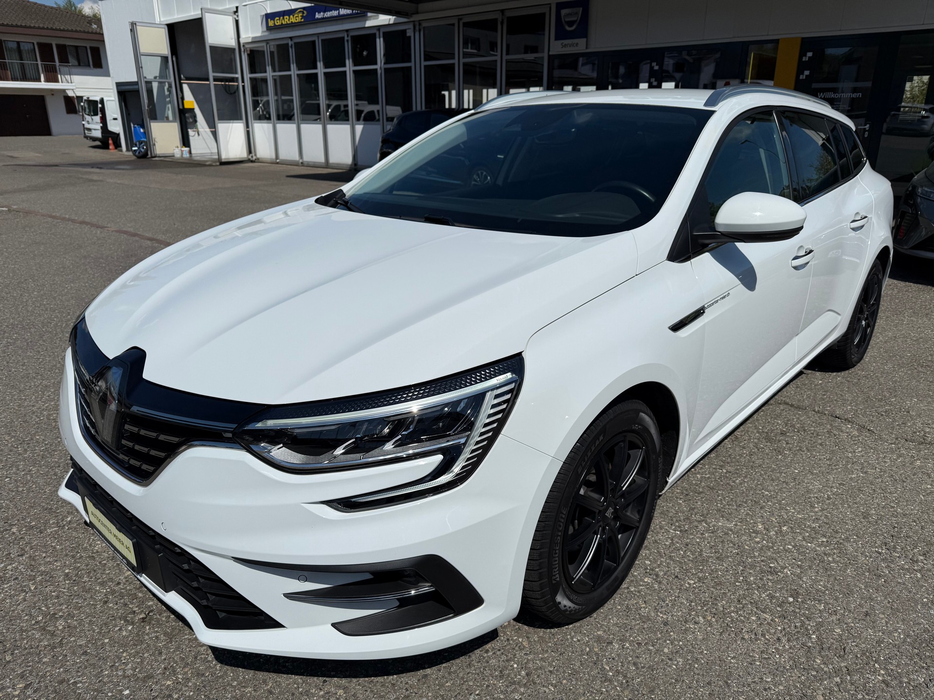 RENAULT Mégane Grandtour 1.3 16V Turbo Techno EDC-image-1