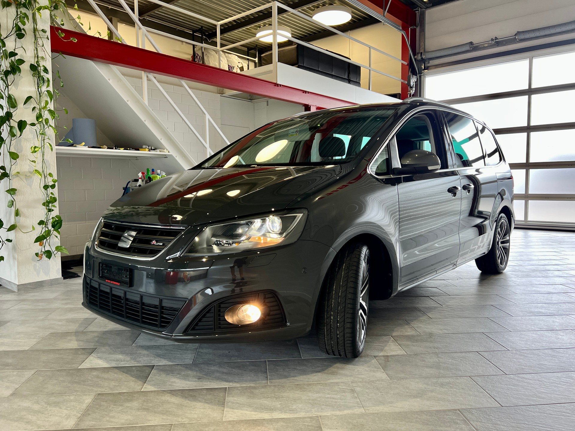 SEAT Alhambra 2.0 TDI FR Line DSG-showroom-element-3