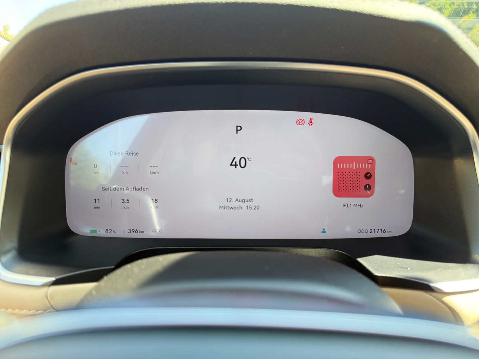 SERES Seres 5 80 kWh AWD-image-13