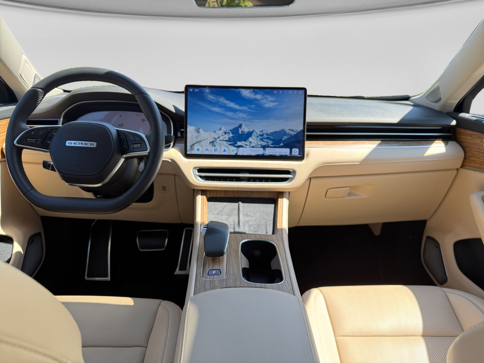 SERES Seres 5 80 kWh AWD-image-11