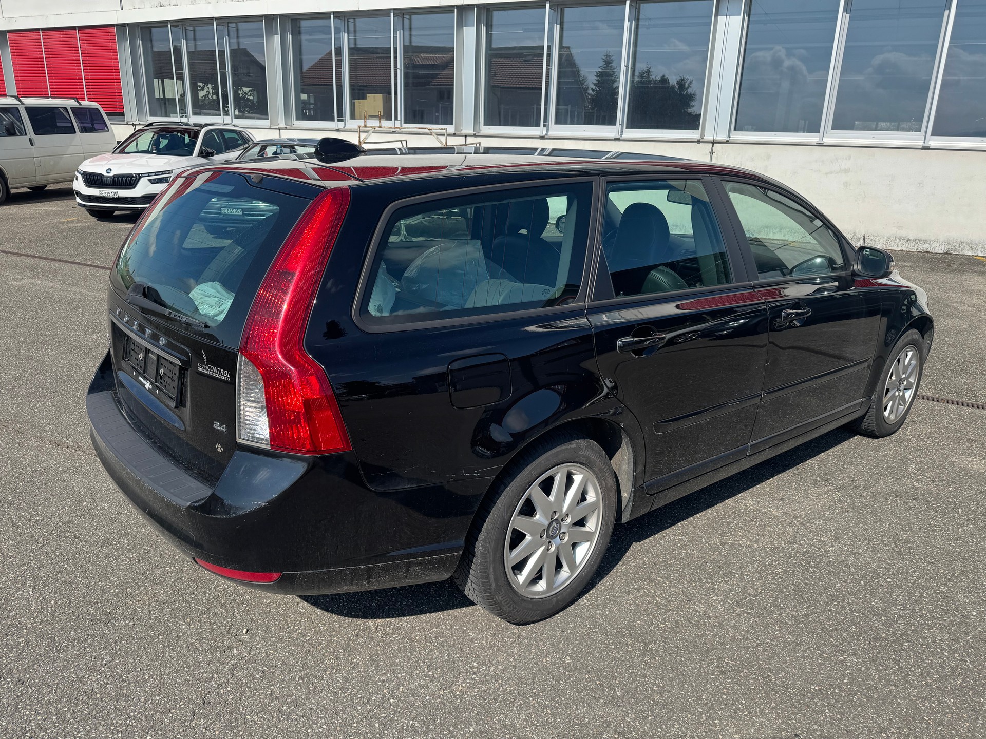 VOLVO V50 2.4 Summum Geartronic-image-4