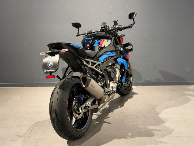BMW M 1000 R-image-5