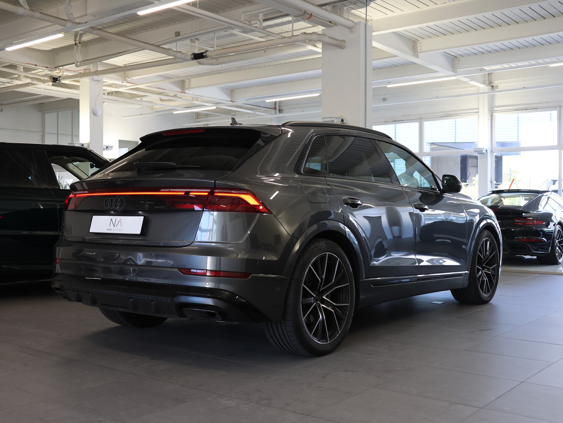 AUDI Q8 50 TDI quattro tiptronic *S-LINE*DAYTONGRAU-LACKIERUNG*-image-7