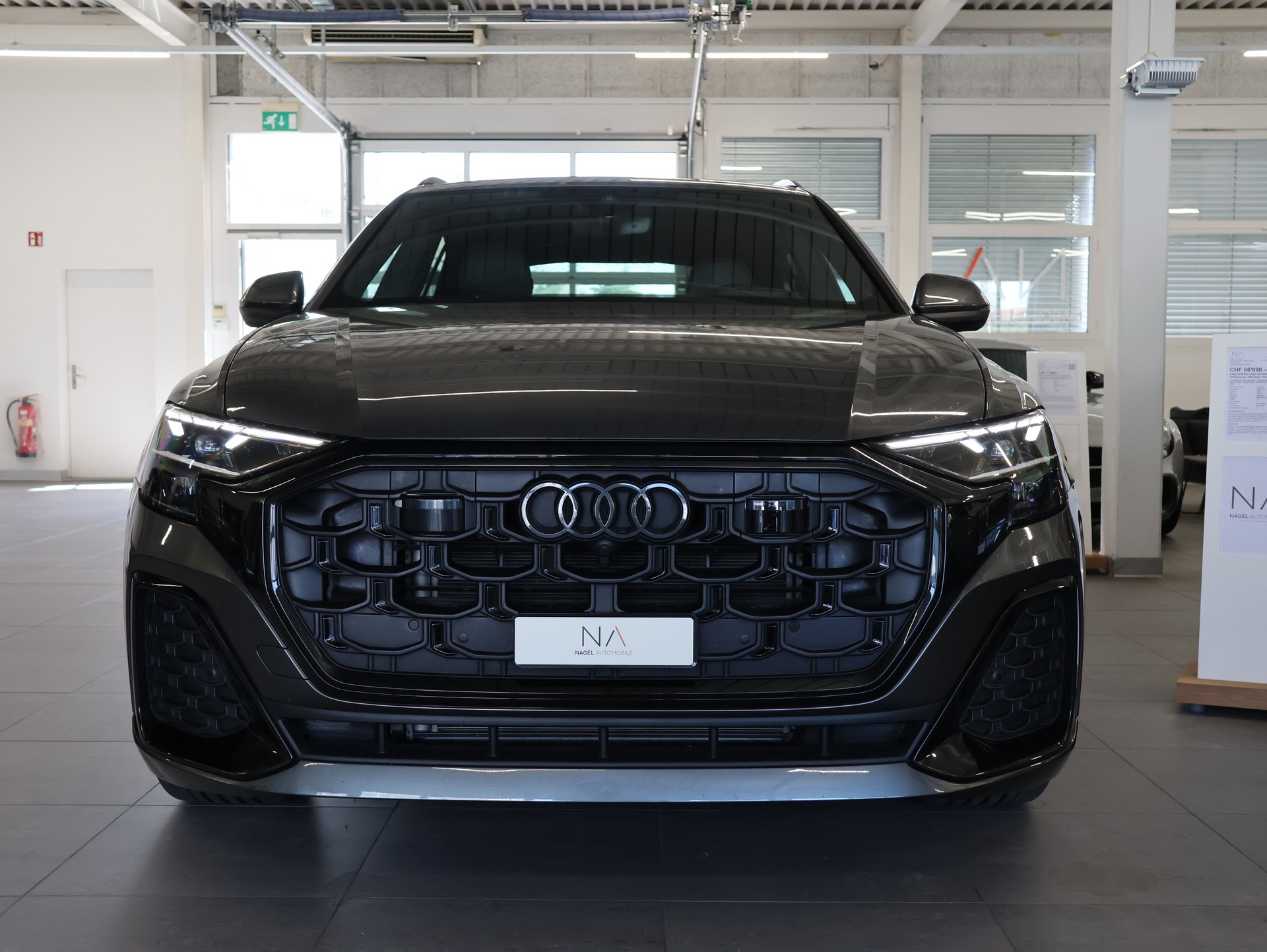 AUDI Q8 50 TDI quattro tiptronic *S-LINE*DAYTONGRAU-LACKIERUNG*-showroom-element-2