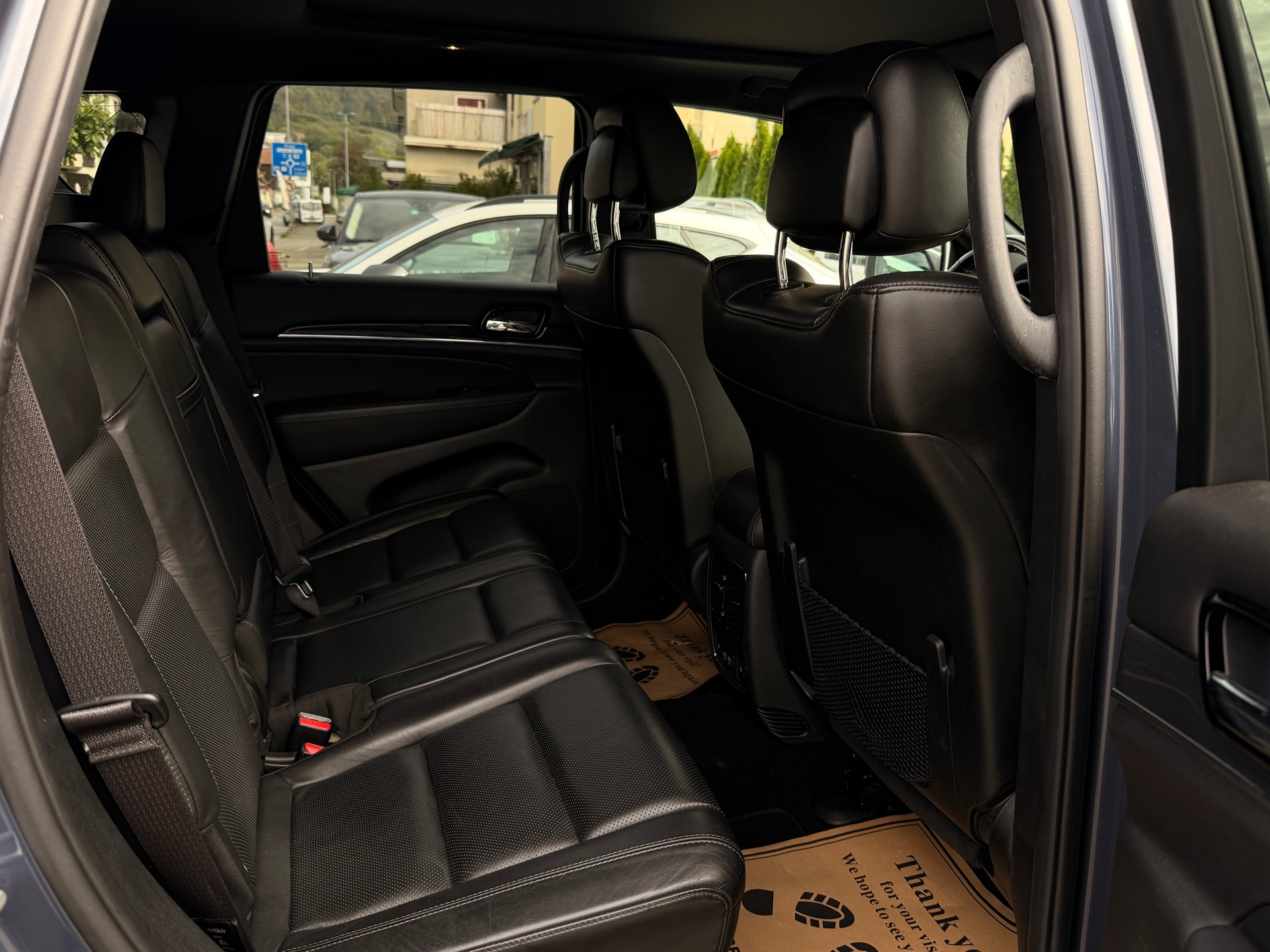JEEP Grand Cherokee 3.0 CRD Overland Automatic-image-26