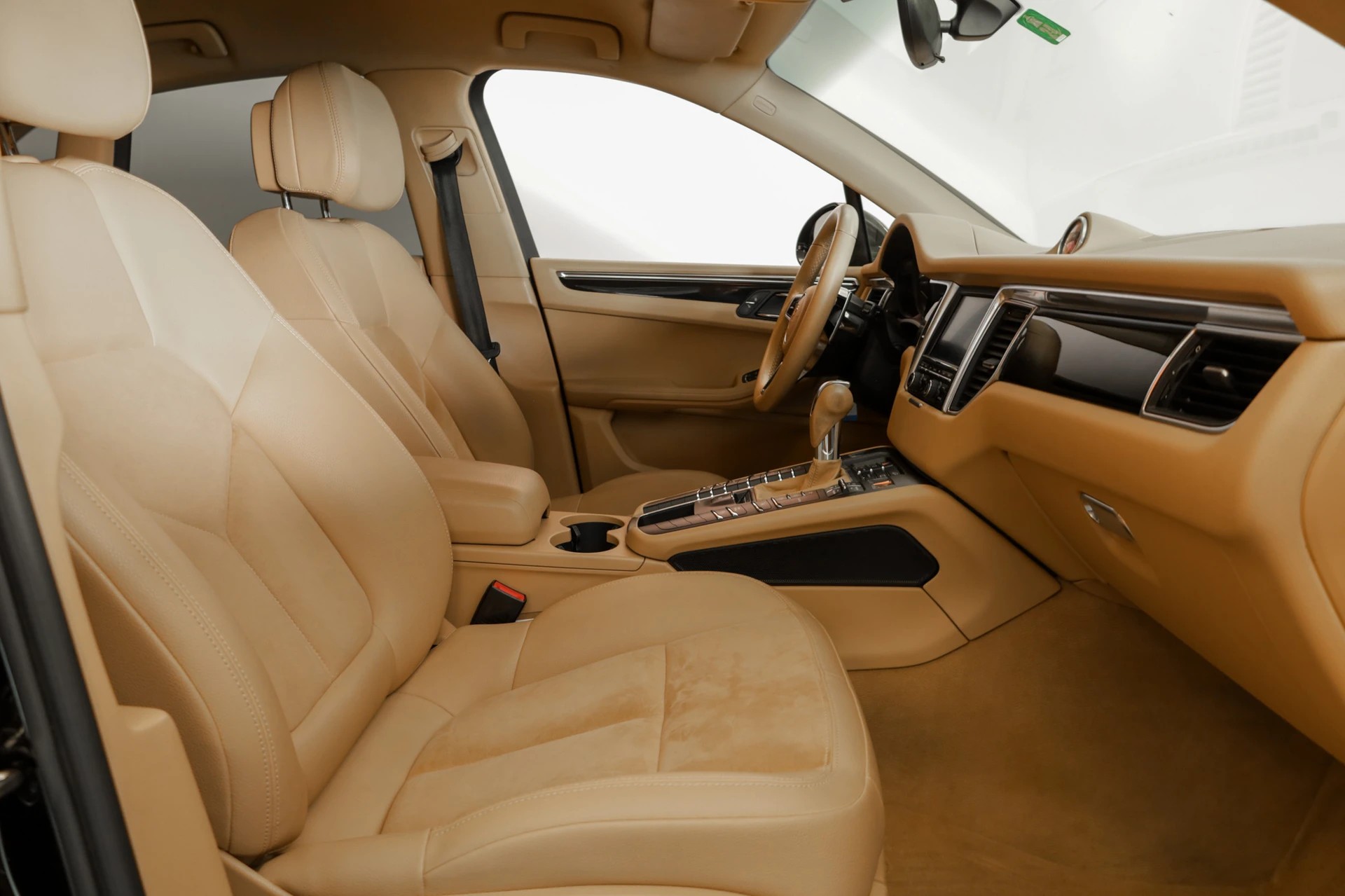 PORSCHE Macan S Diesel PDK Bi-Xénon PDLS / Jantes Macan Turbo 19 pouces / Sièges chauffants-image-11