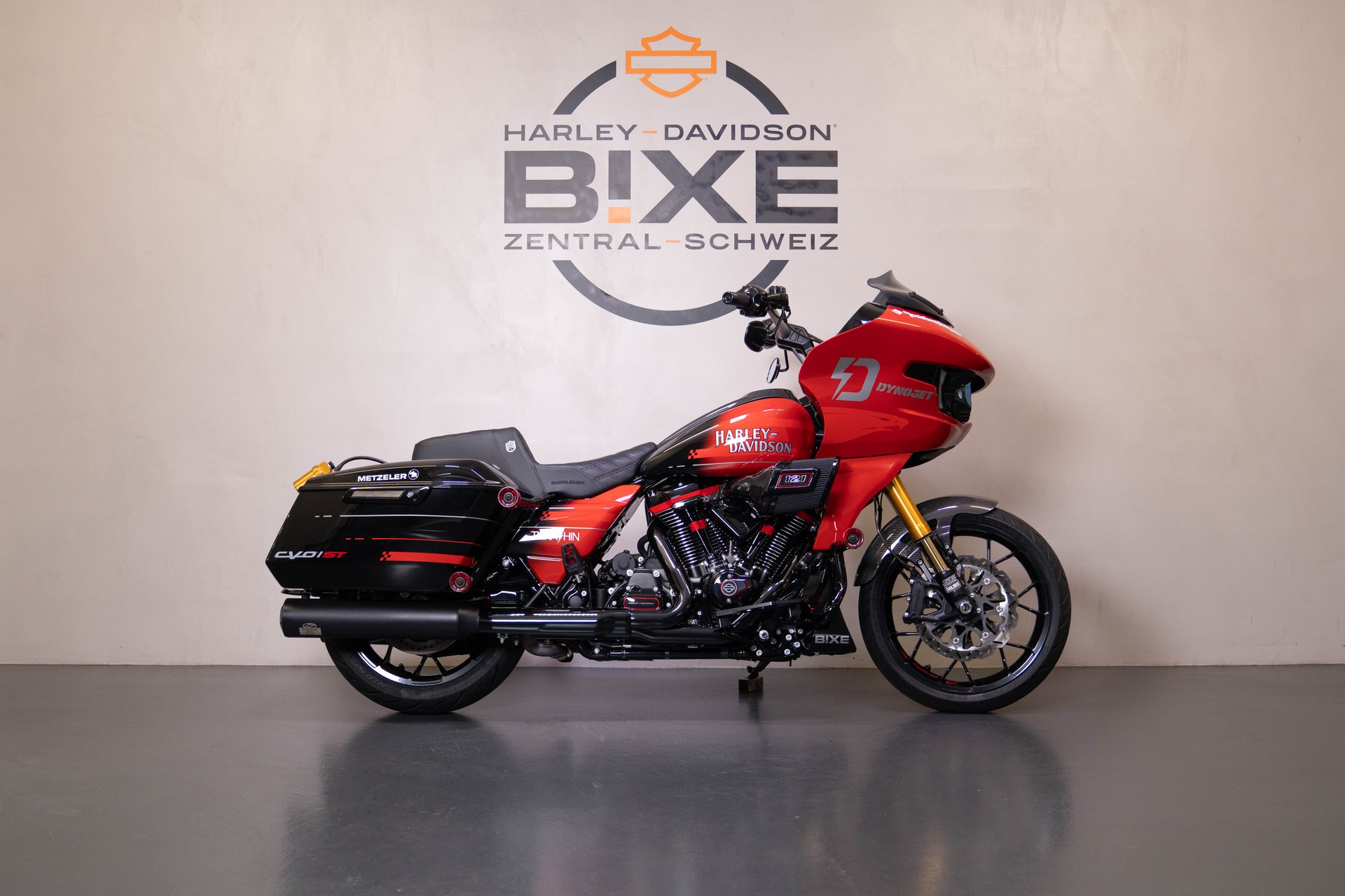 HARLEY-DAVIDSON FLTRXSTSE Road Glide ST 121 CVO-image-0