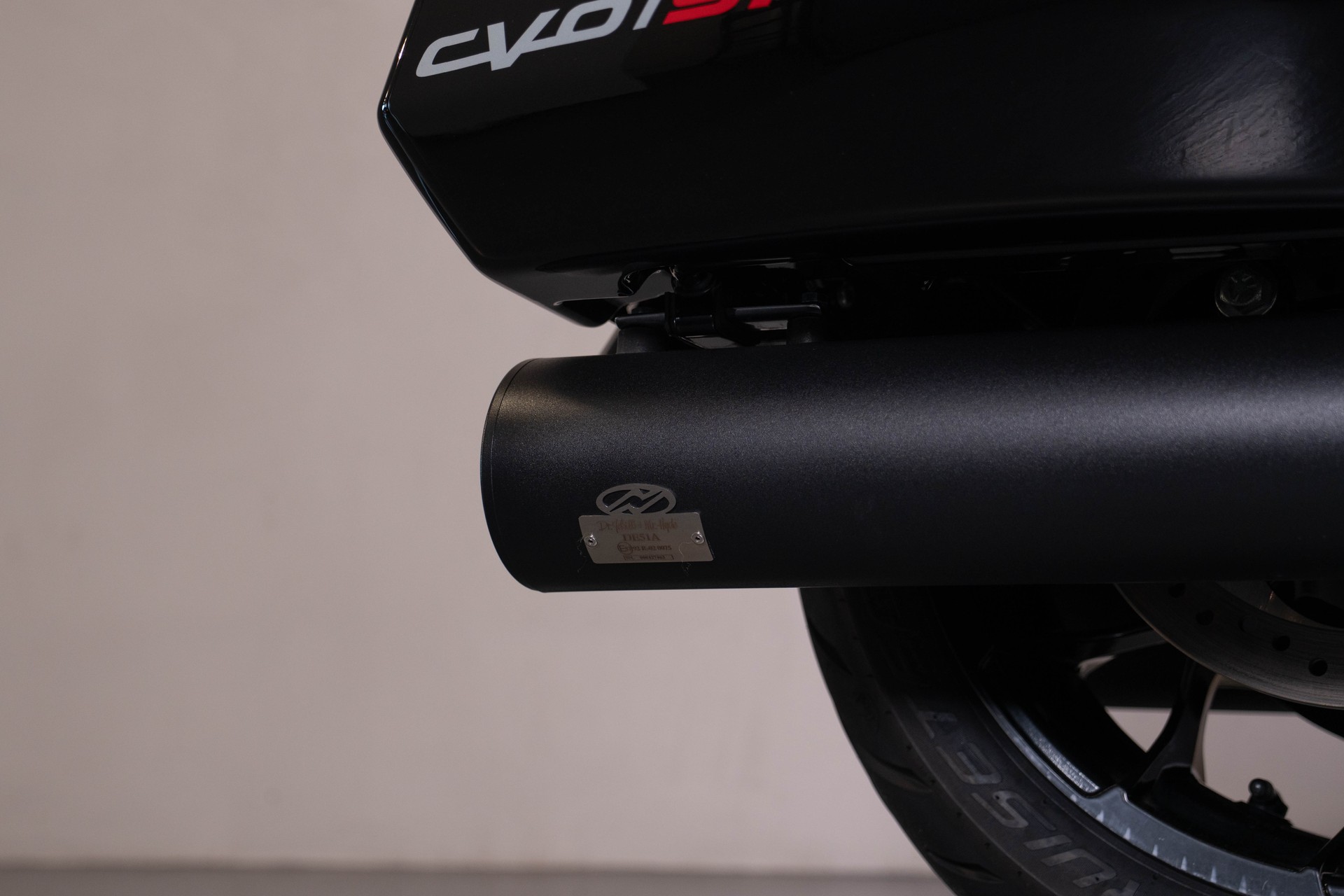 HARLEY-DAVIDSON FLTRXSTSE Road Glide ST 121 CVO-image-8