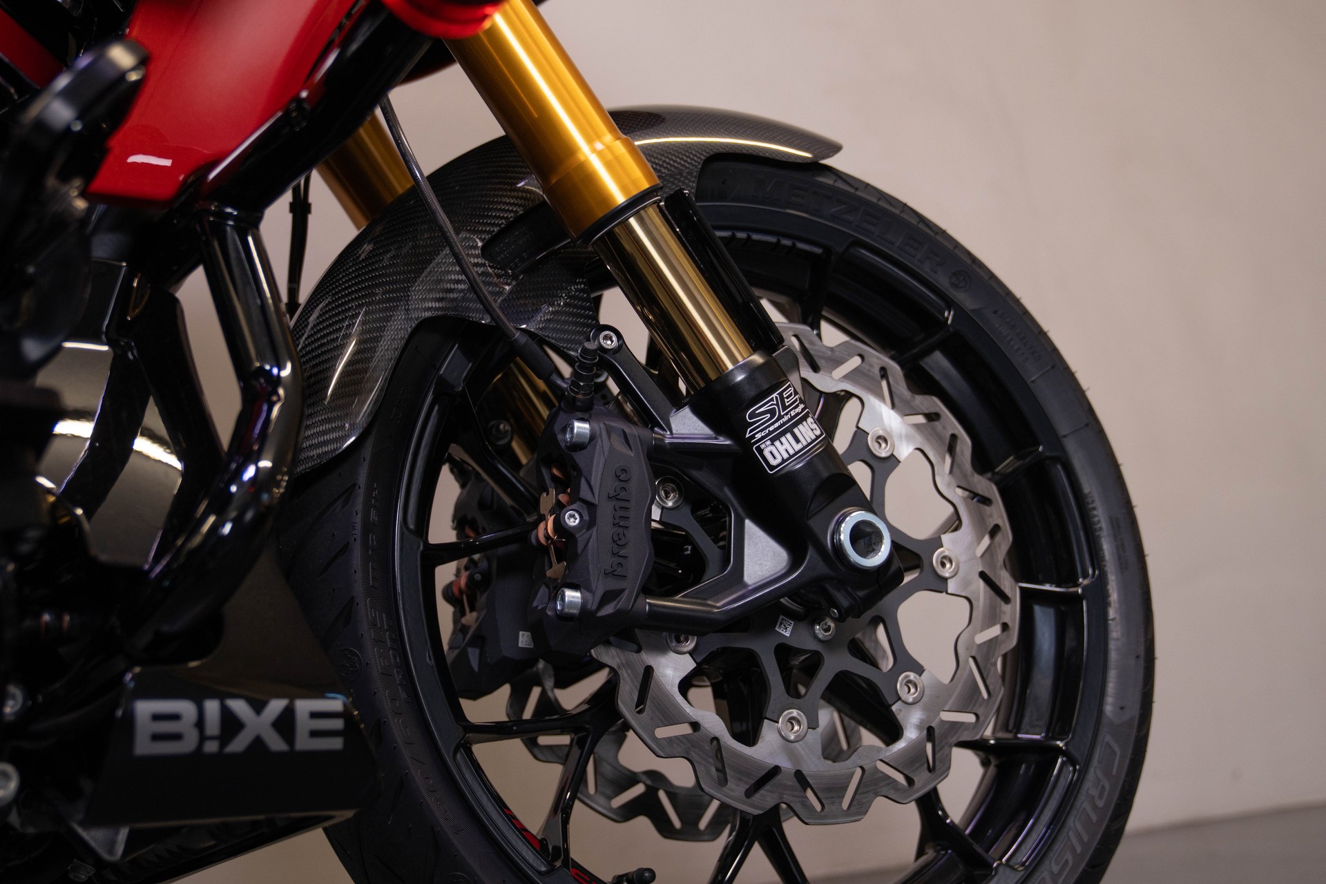 HARLEY-DAVIDSON FLTRXSTSE Road Glide ST 121 CVO-image-6