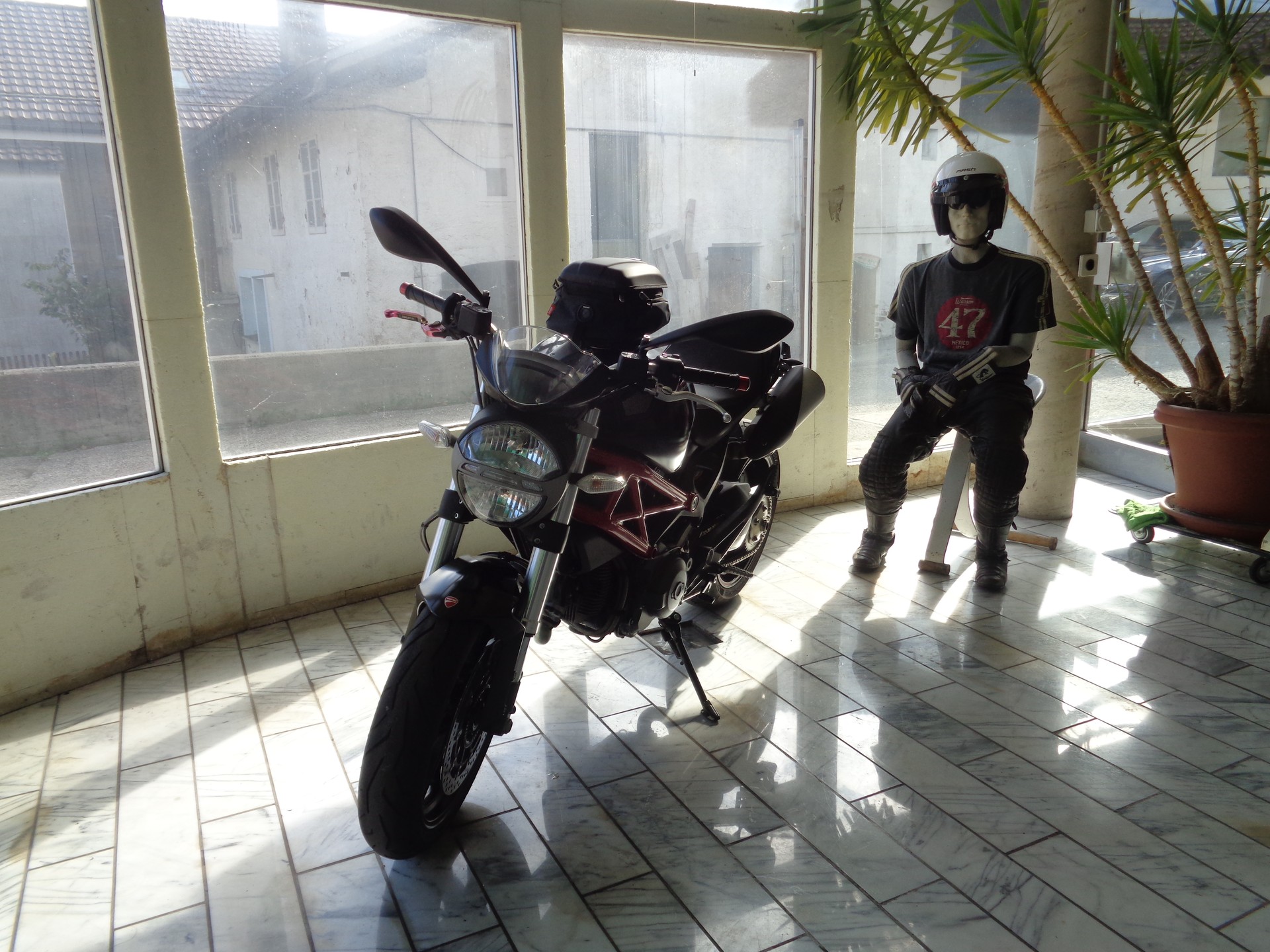 DUCATI Monster 796M ABS-image-1