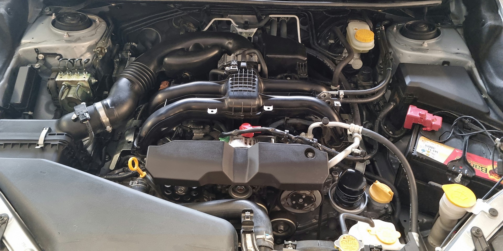 SUBARU XV 2.0 Swiss Three AWD CVT-image-13