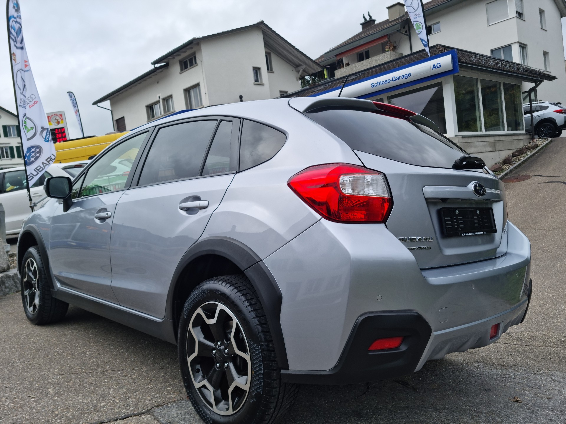 SUBARU XV 2.0 Swiss Three AWD CVT-image-7