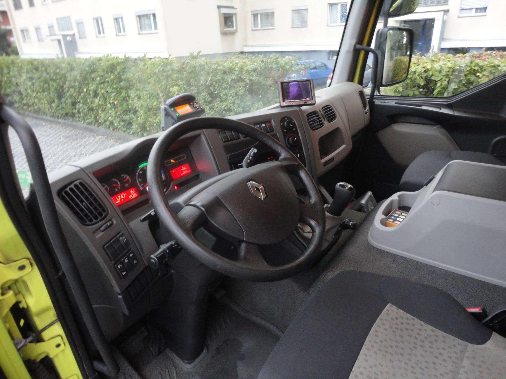 RENAULT Midlum 220.12-image-7