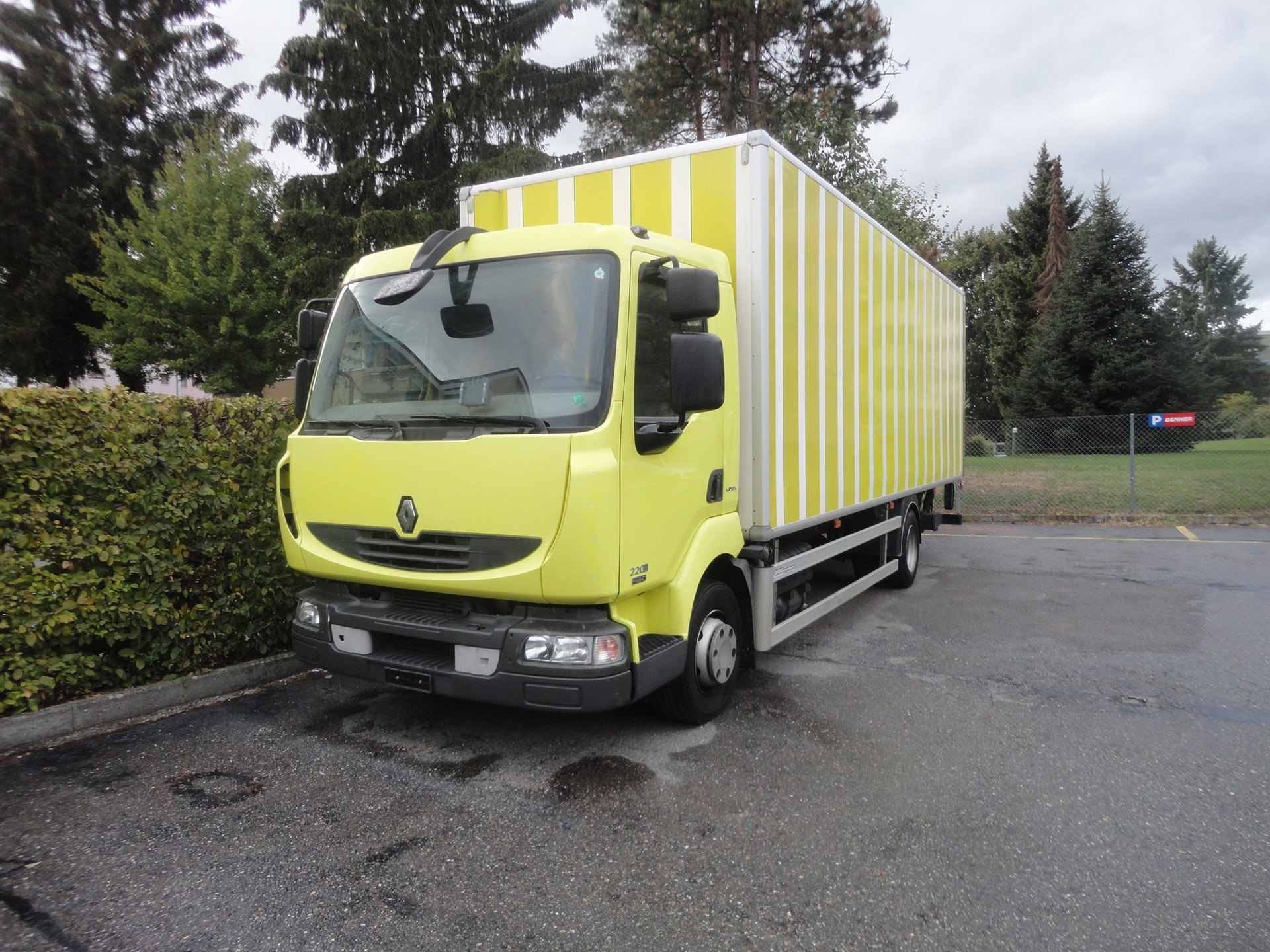 RENAULT Midlum 220.12-showroom-element-2
