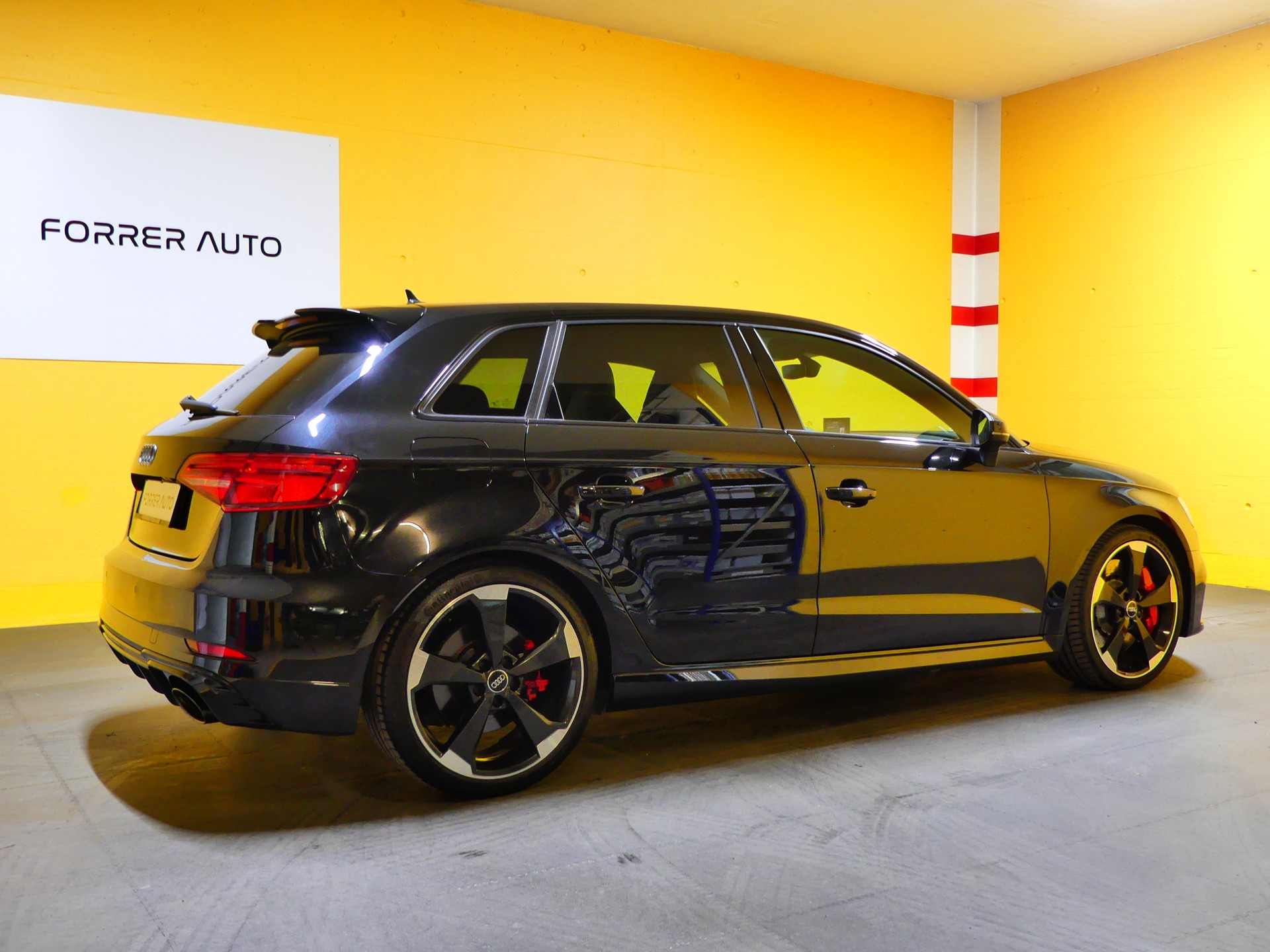AUDI RS3 Sportback 2.5 TSI quattro S-tronic-image-3