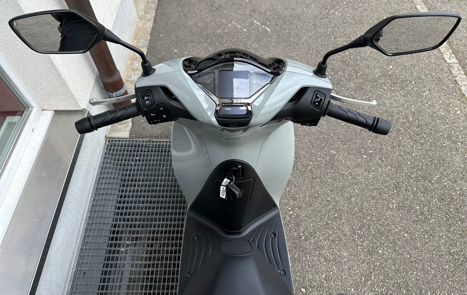 HONDA SH 125i Smart Top Case-image-7