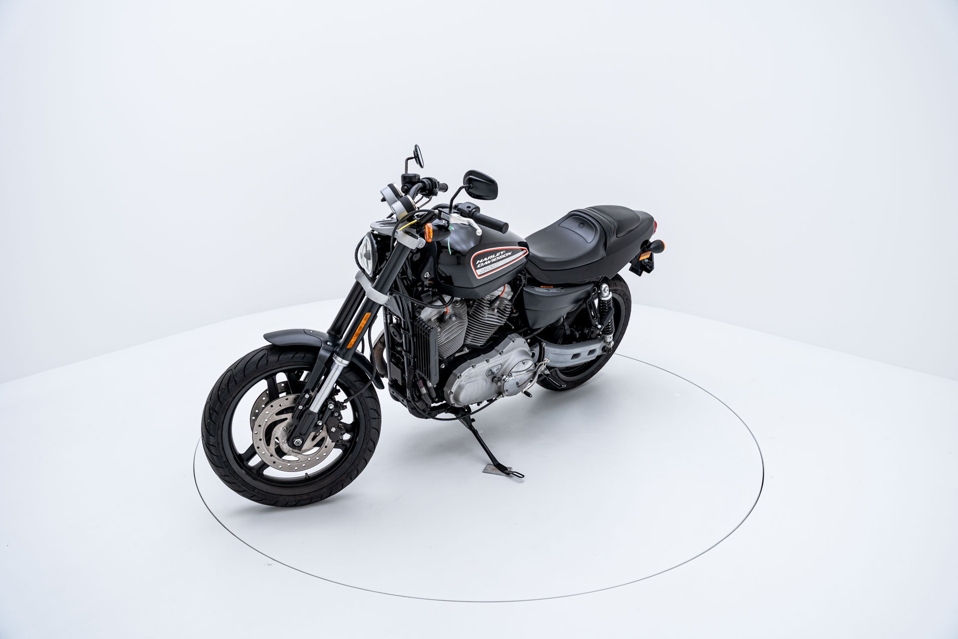 HARLEY-DAVIDSON XR 1200-image-2