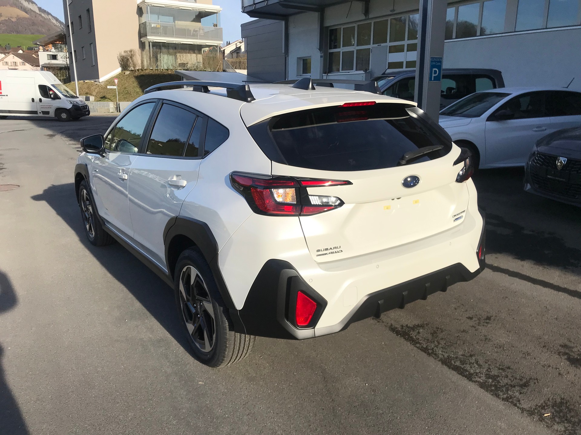 SUBARU Crosstrek 2.0 e-Boxer Luxury AWD Lineartronic-image-5