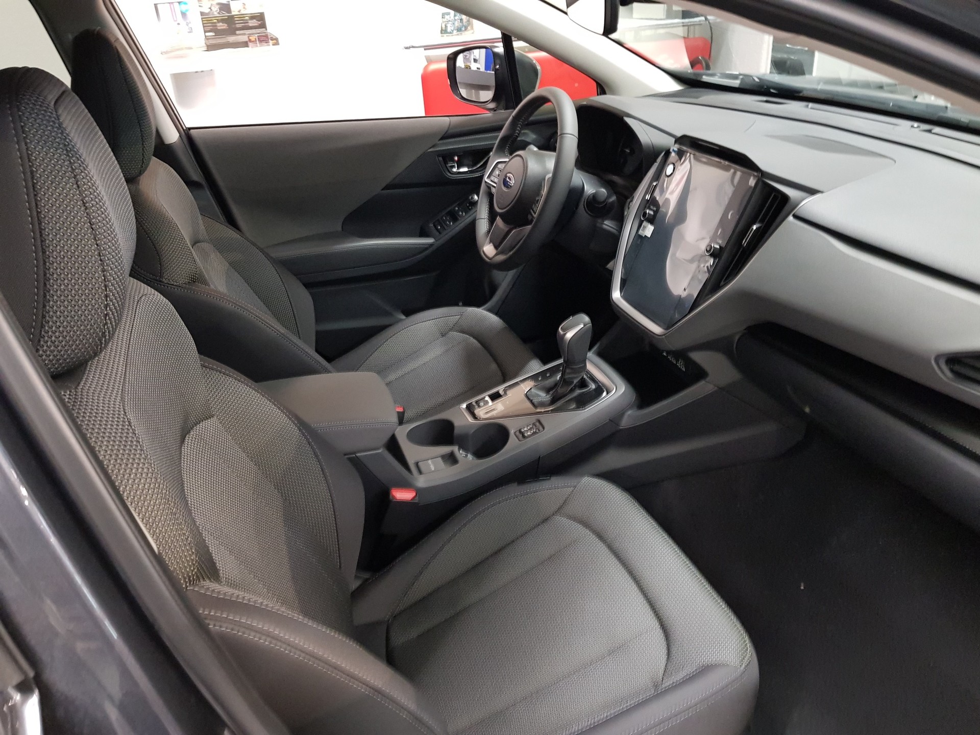 SUBARU Crosstrek 2.0 e-Boxer Swiss Plus AWD Lineartronic-image-6