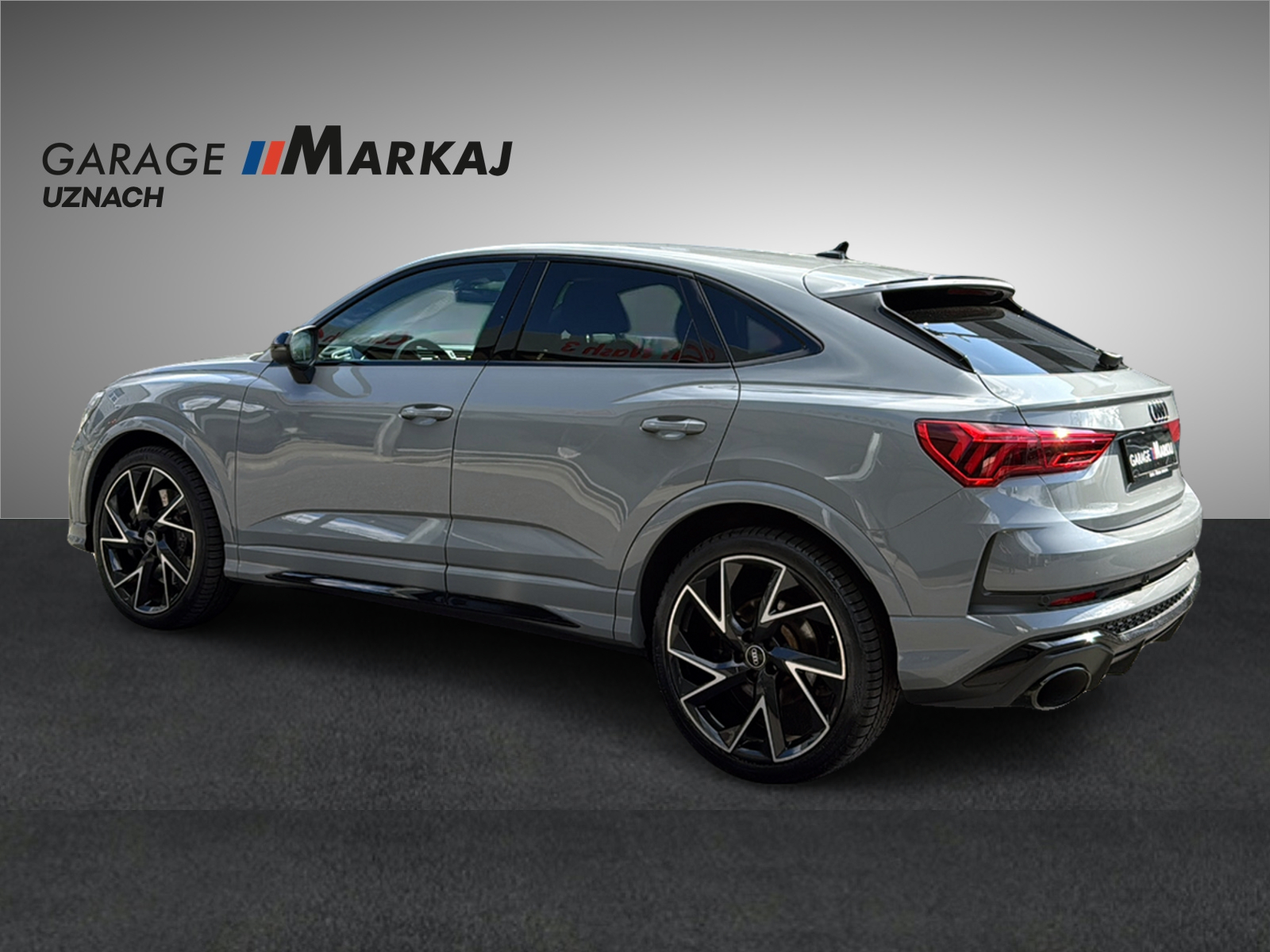 AUDI RS Q3 Sportback quattro S tronic-showroom-element-2