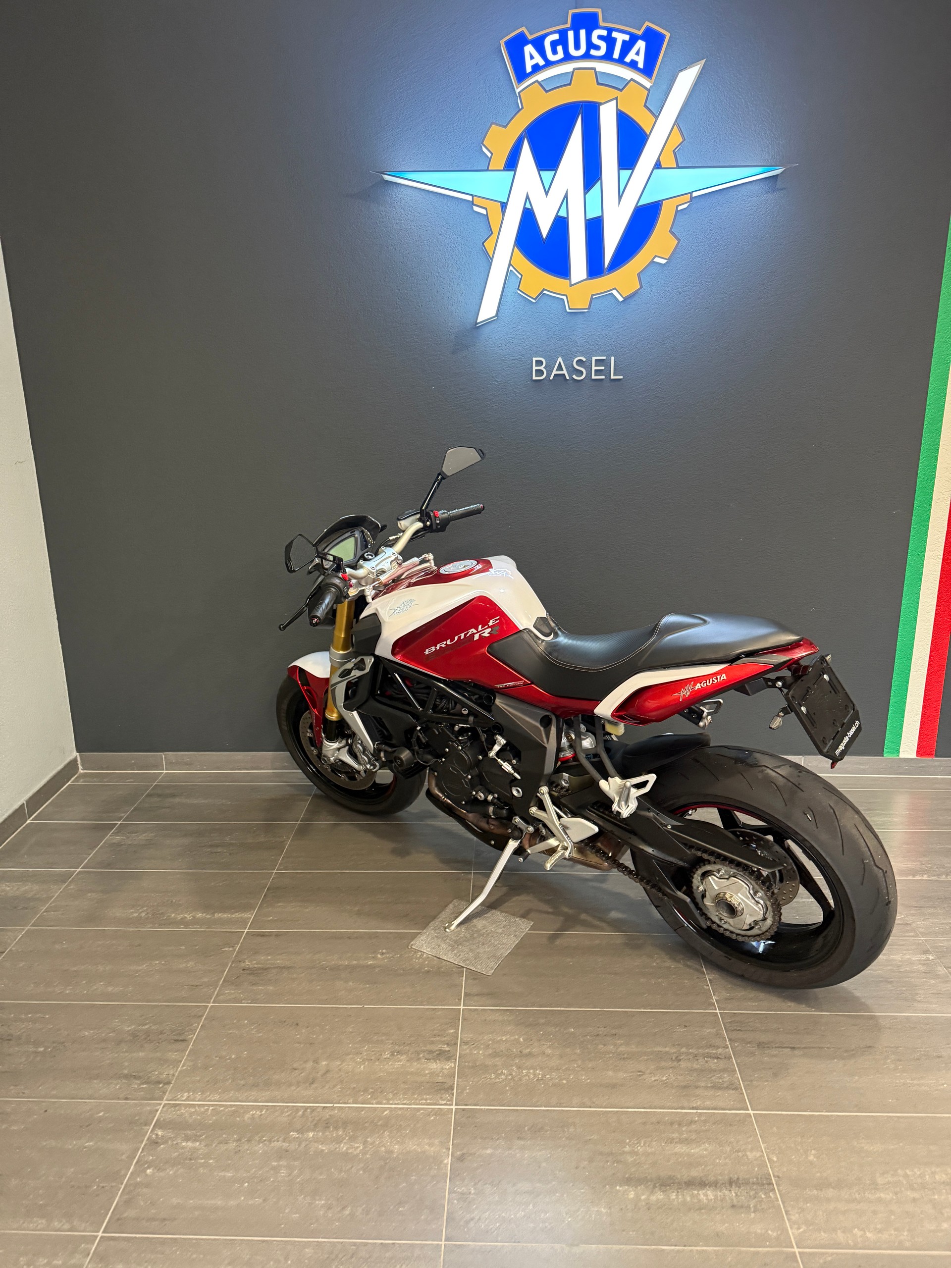 MV AGUSTA B3 Brutale 800 RR ABS-image-8