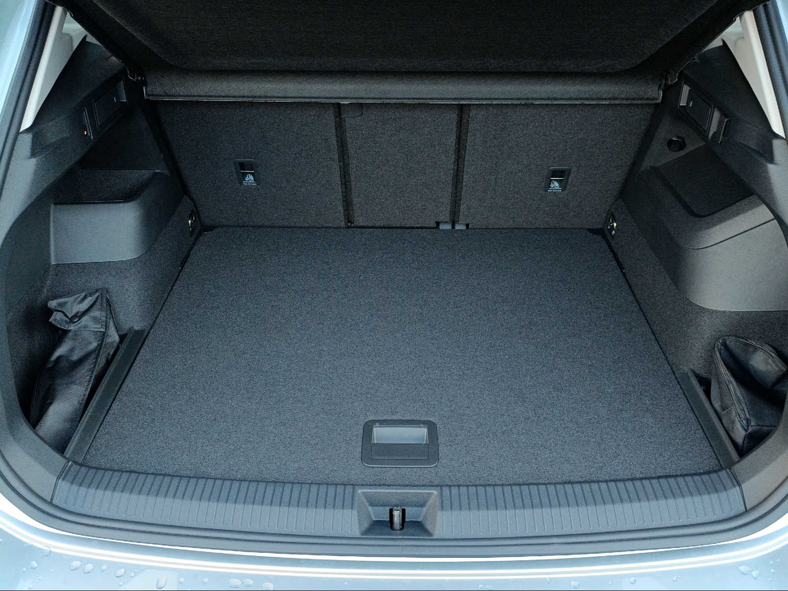 VW Tiguan Life UNITED / 2.0TSI 204PS / Allrad / Top Ausstattung-image-6