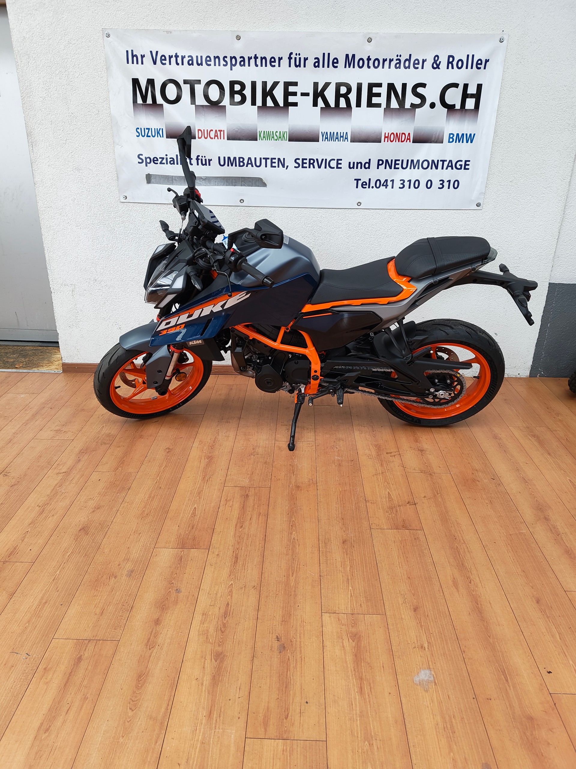 KTM 390 Duke-image-2