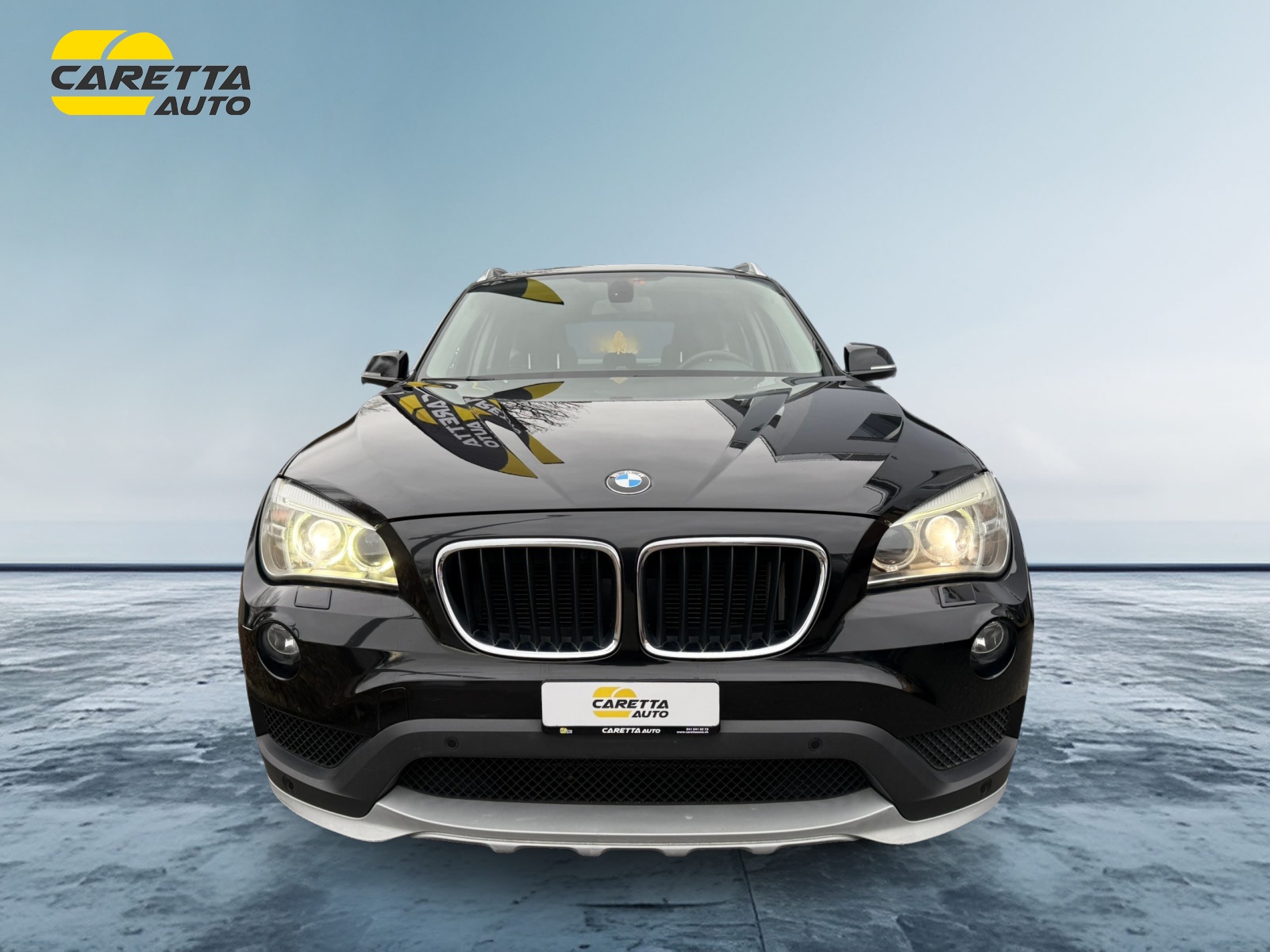 BMW X1 xDrive 20i Steptronic-showroom-element-1