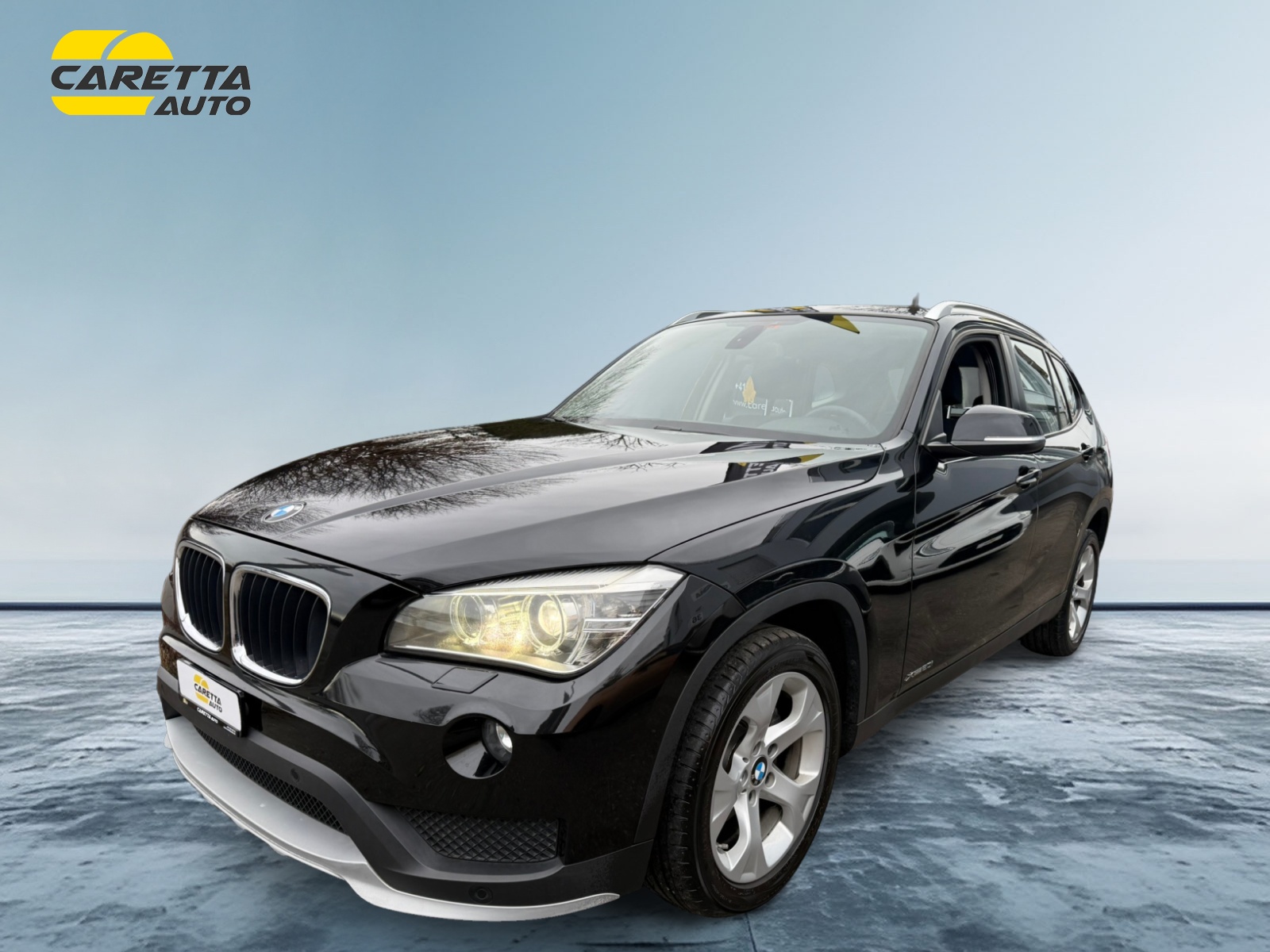BMW X1 xDrive 20i Steptronic-showroom-element-2