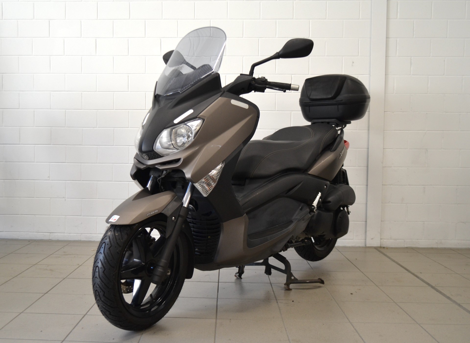 YAMAHA X-MaxYP 250 RA ABS-image-1
