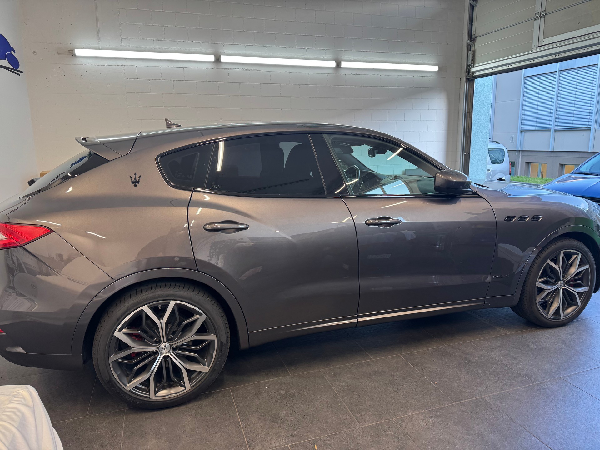 MASERATI Levante D 3.0 V6 GranSport Automatica-showroom-element-3