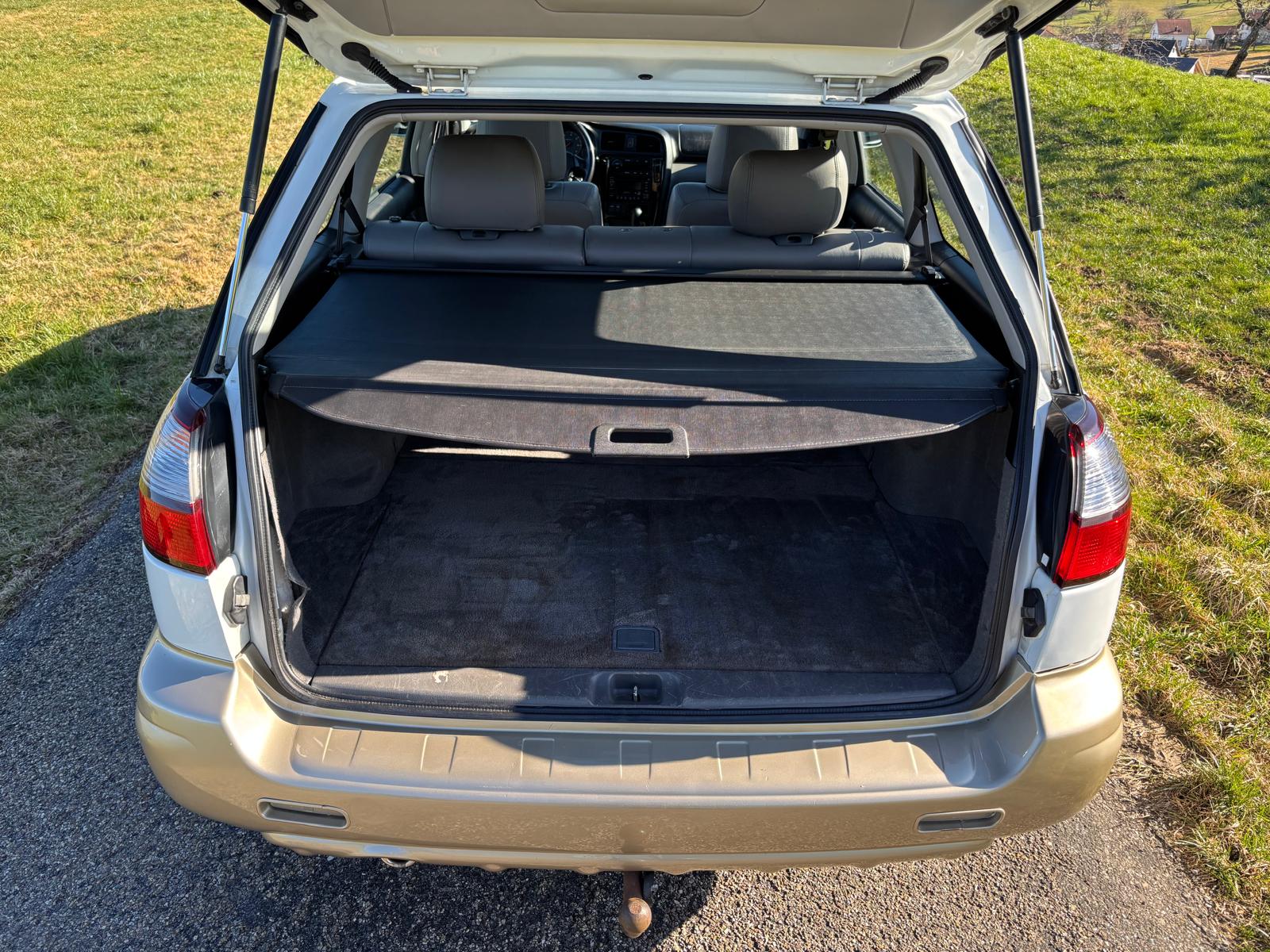 SUBARU Outback 2.5 Image-image-3