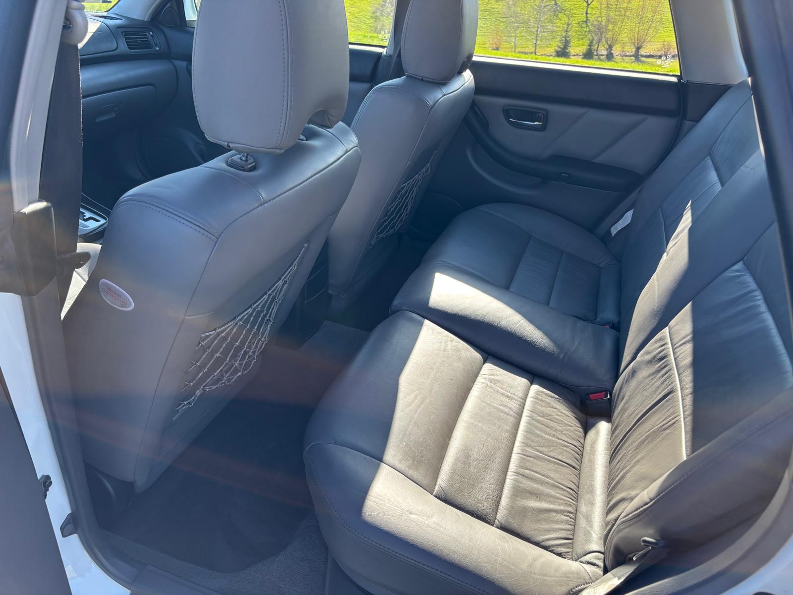 SUBARU Outback 2.5 Image-image-5