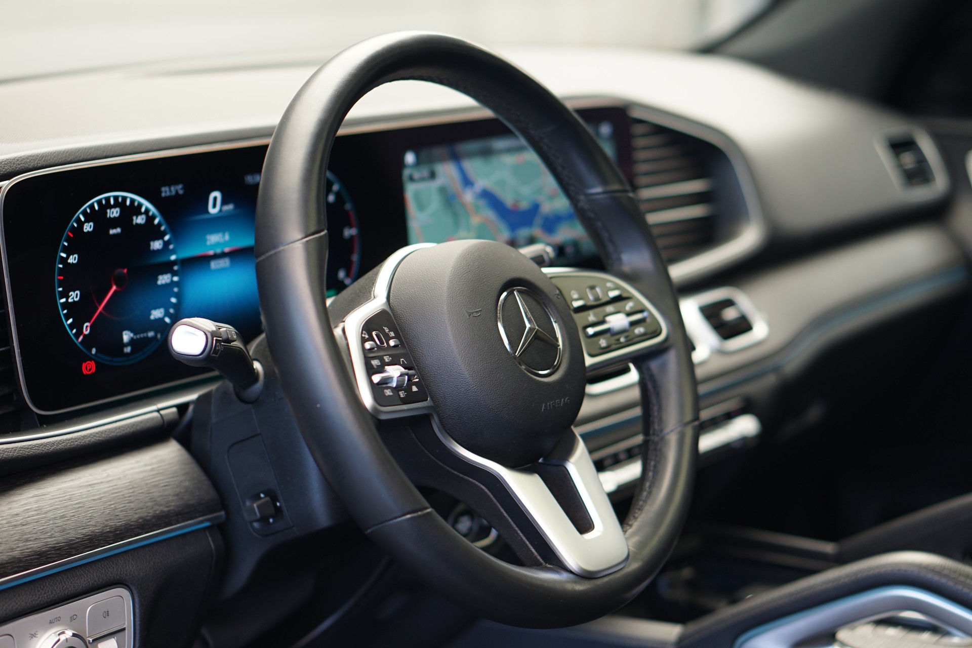 MERCEDES-BENZ GLE 300 d 4Matic 9G-Tronic *CH-Fahrzeug*-image-13