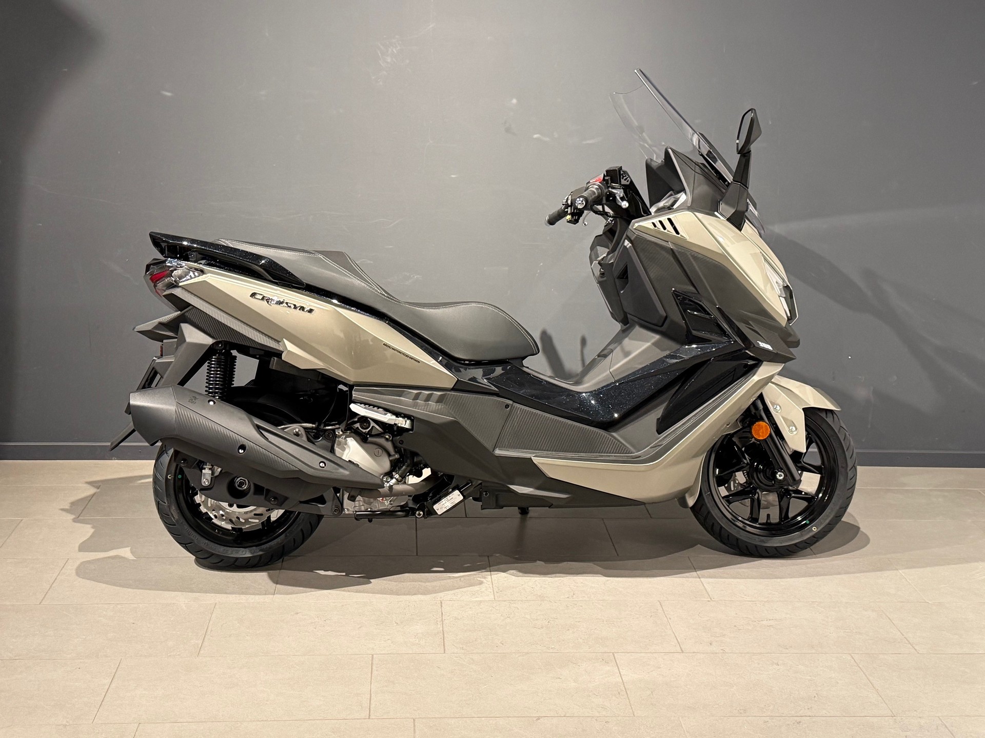 SYM Cruisym 300-image-0
