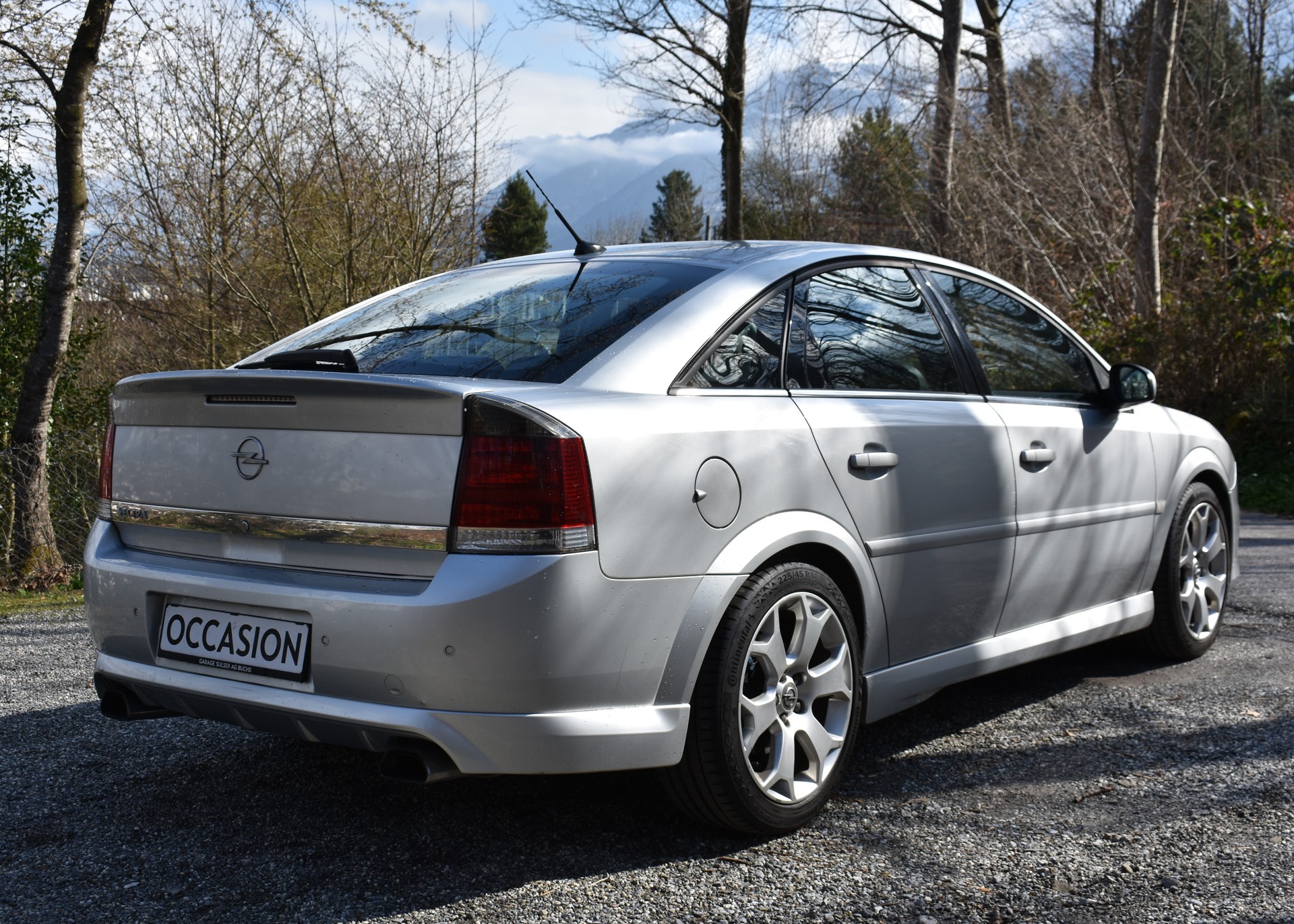 OPEL Vectra 2.8 Turbo V6 OPC-showroom-element-2