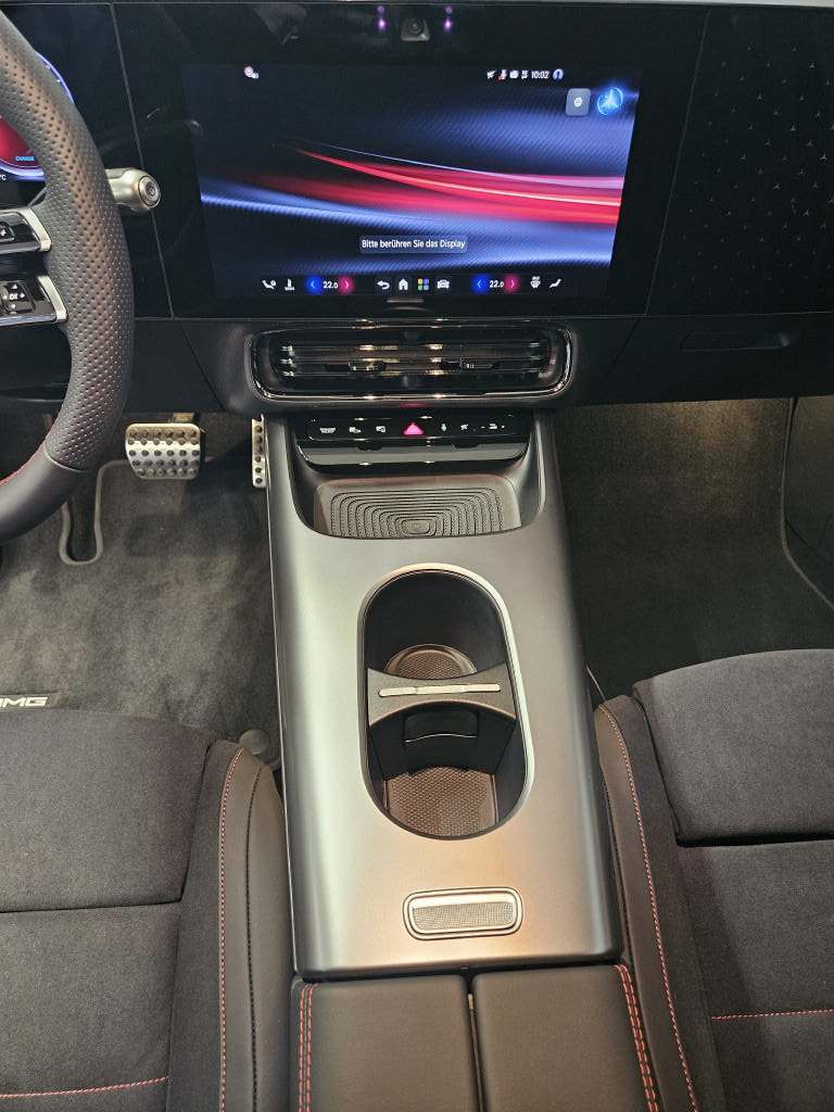 MERCEDES-BENZ CLA 350 4Matic AMG Line with EQ Technology-image-10
