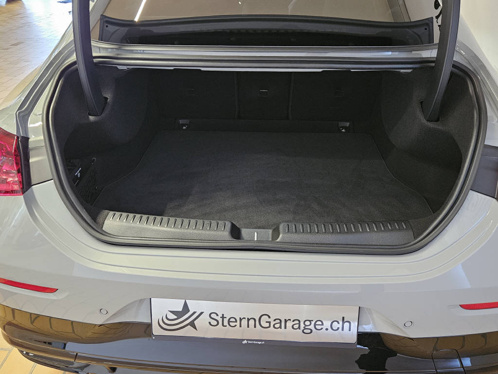 MERCEDES-BENZ CLA 350 4Matic AMG Line with EQ Technology-showroom-element-3